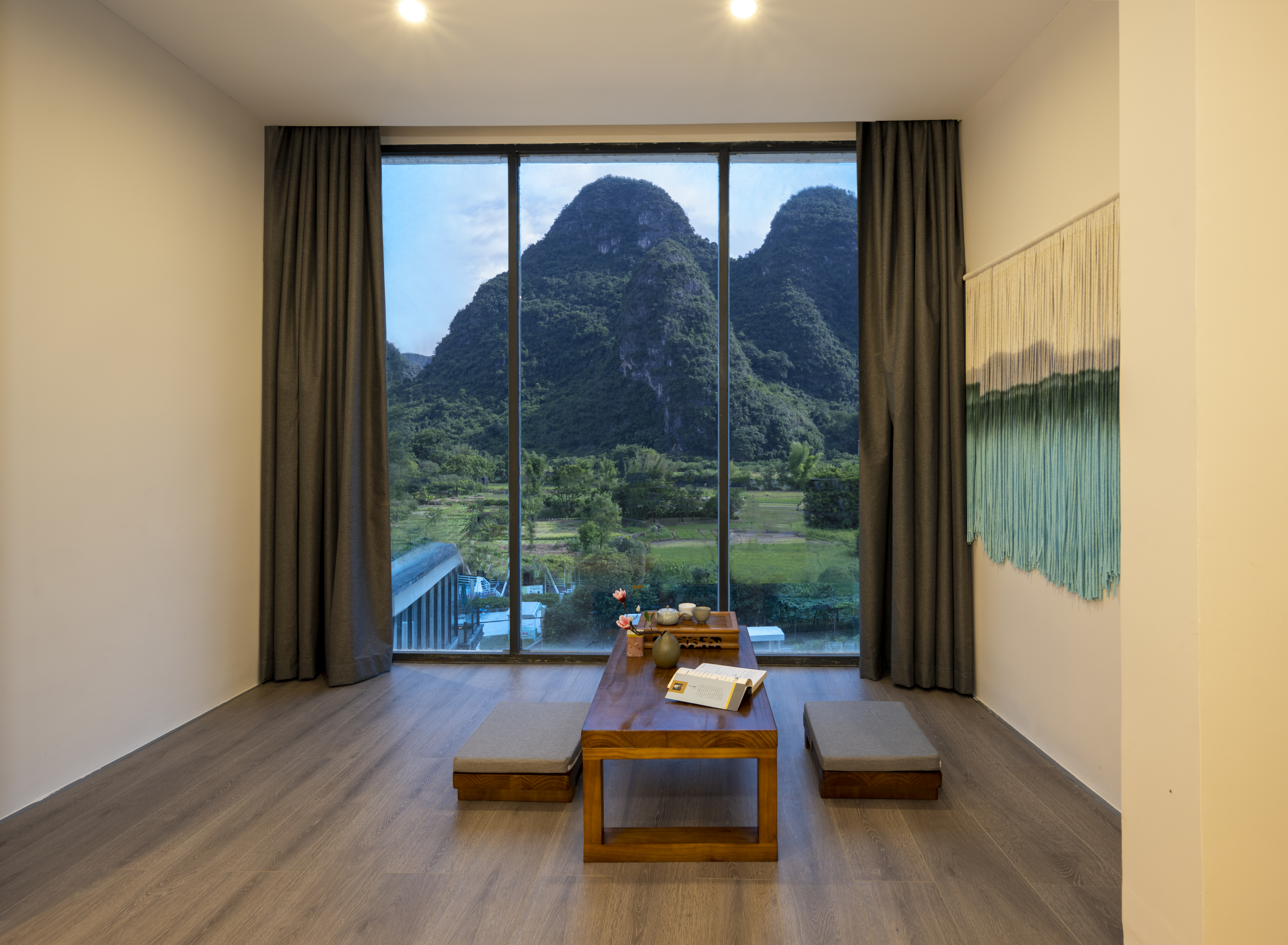 山水阳枱子母双床房『山河阳台+观景会客区+观景浴缸』