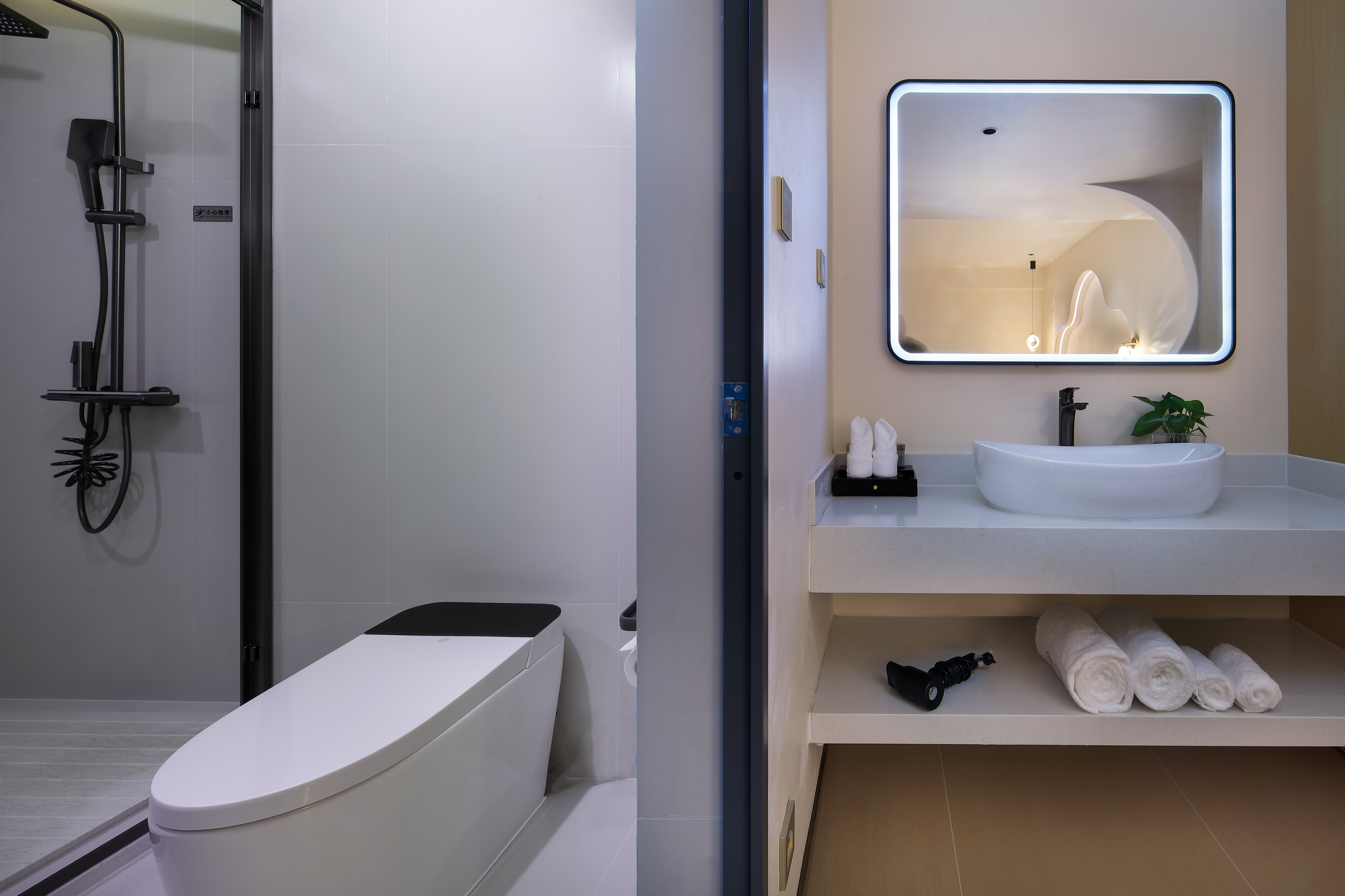 A栋·流晖·山色大床房丨小度语音智控丨泡澡观山景