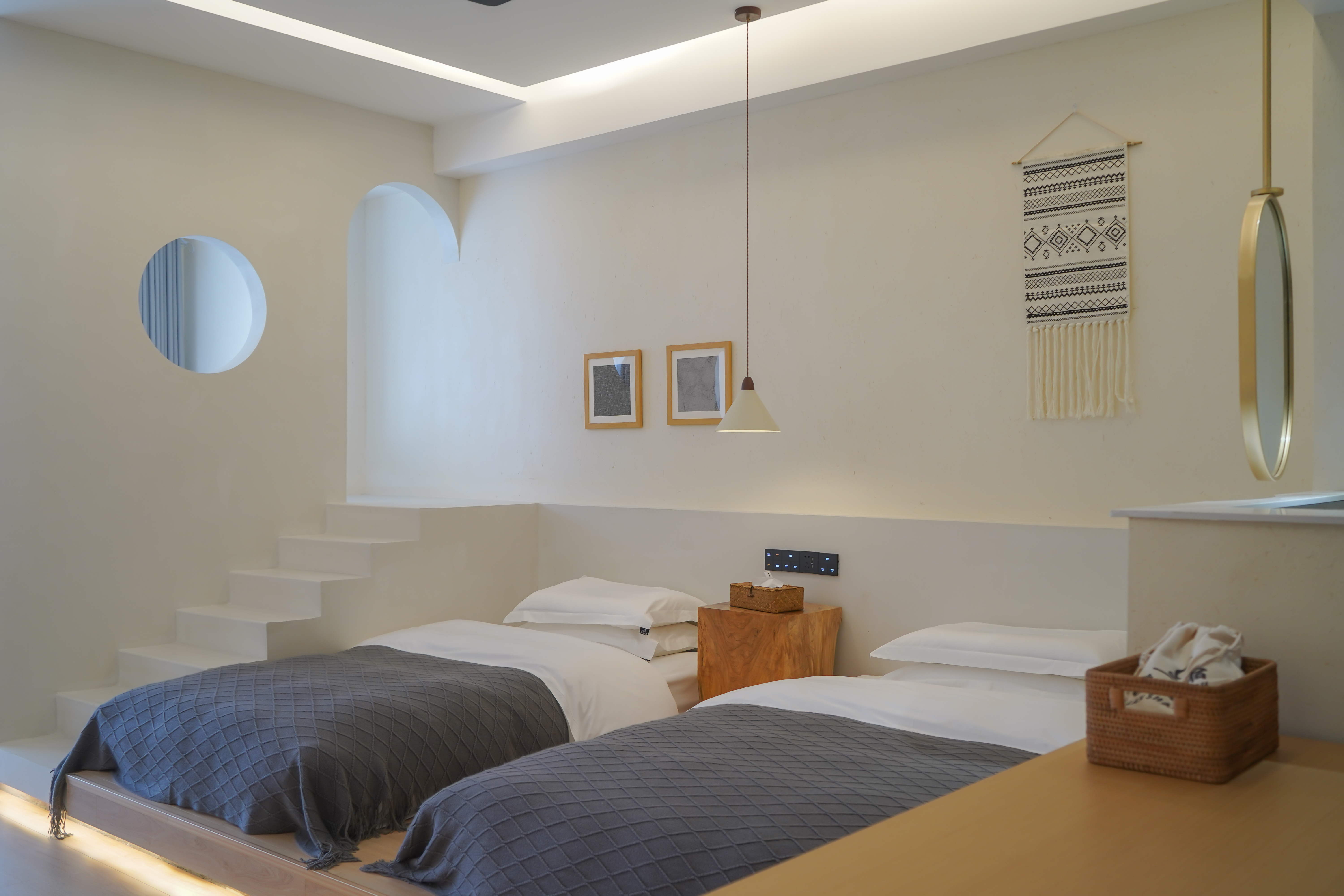 Bifengxia Lanshan Designer Homestay Muyang Cozy Cinema Family Room