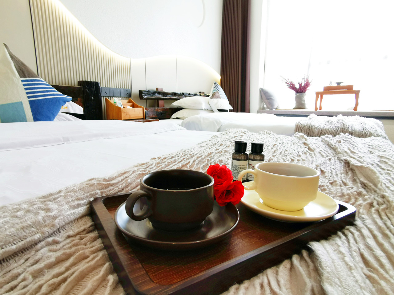 象山之畔||洞穴暖居双床房+智控可投屏+大飘窗迷你茶台