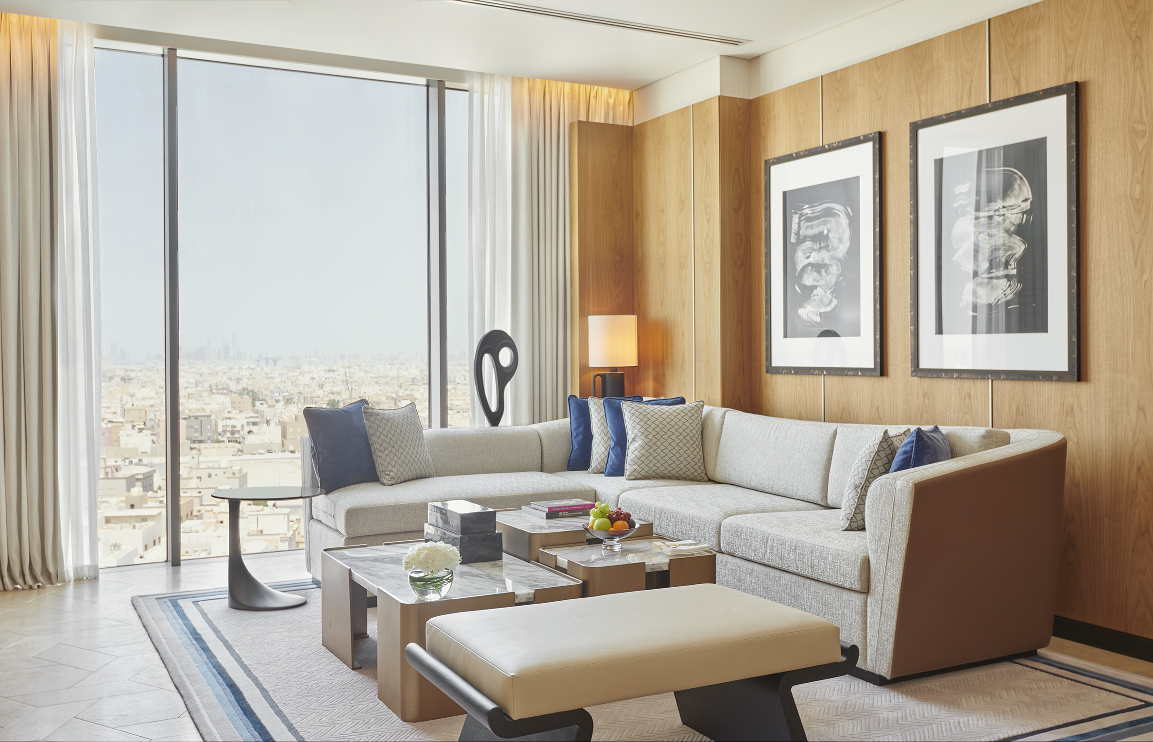 俱乐部超豪华套房