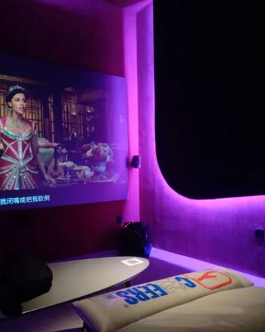 Smart Presidential Room (Cards)