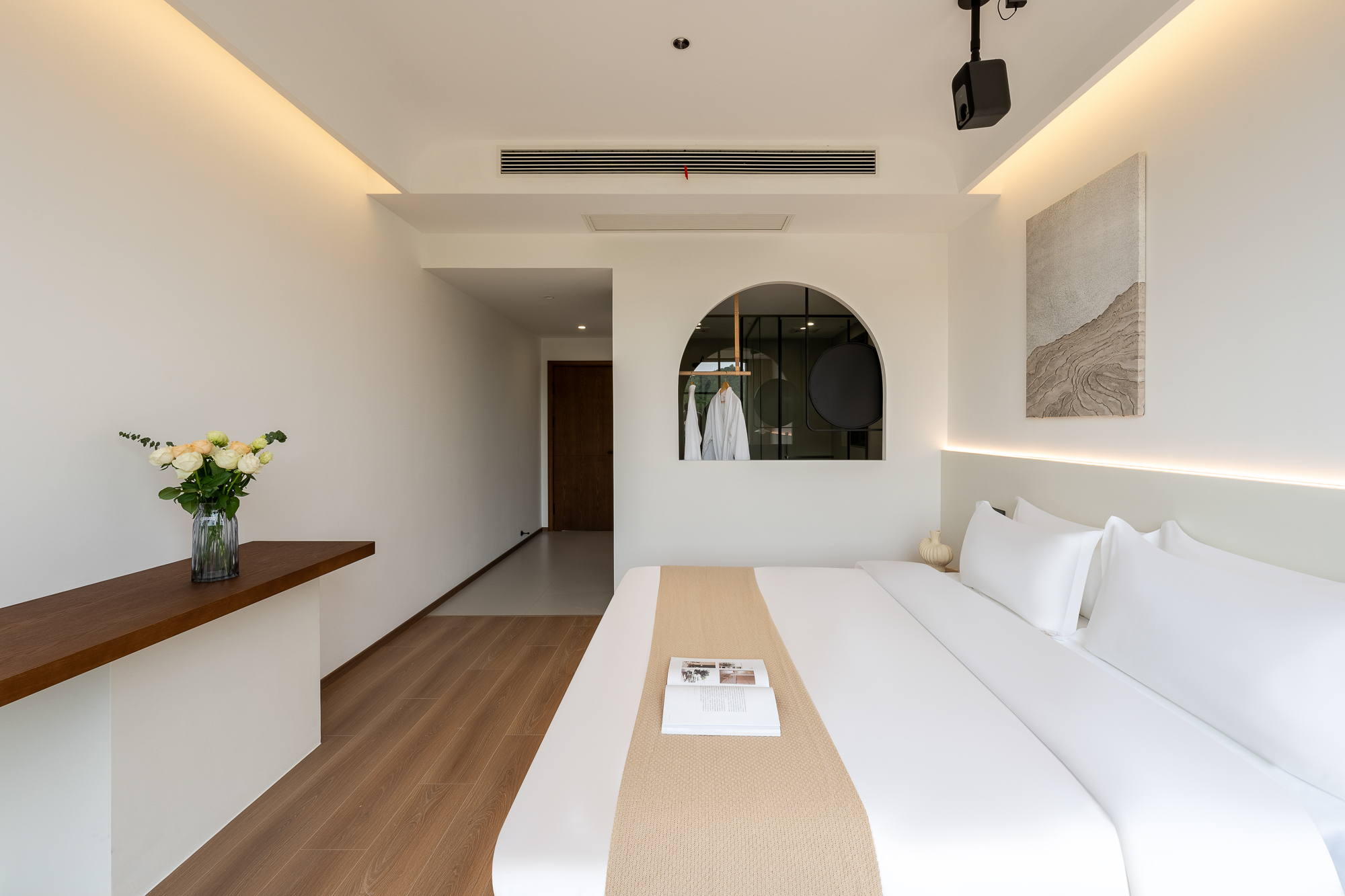 Featured Smart Room - Lake-View (Double Bed) (Window)