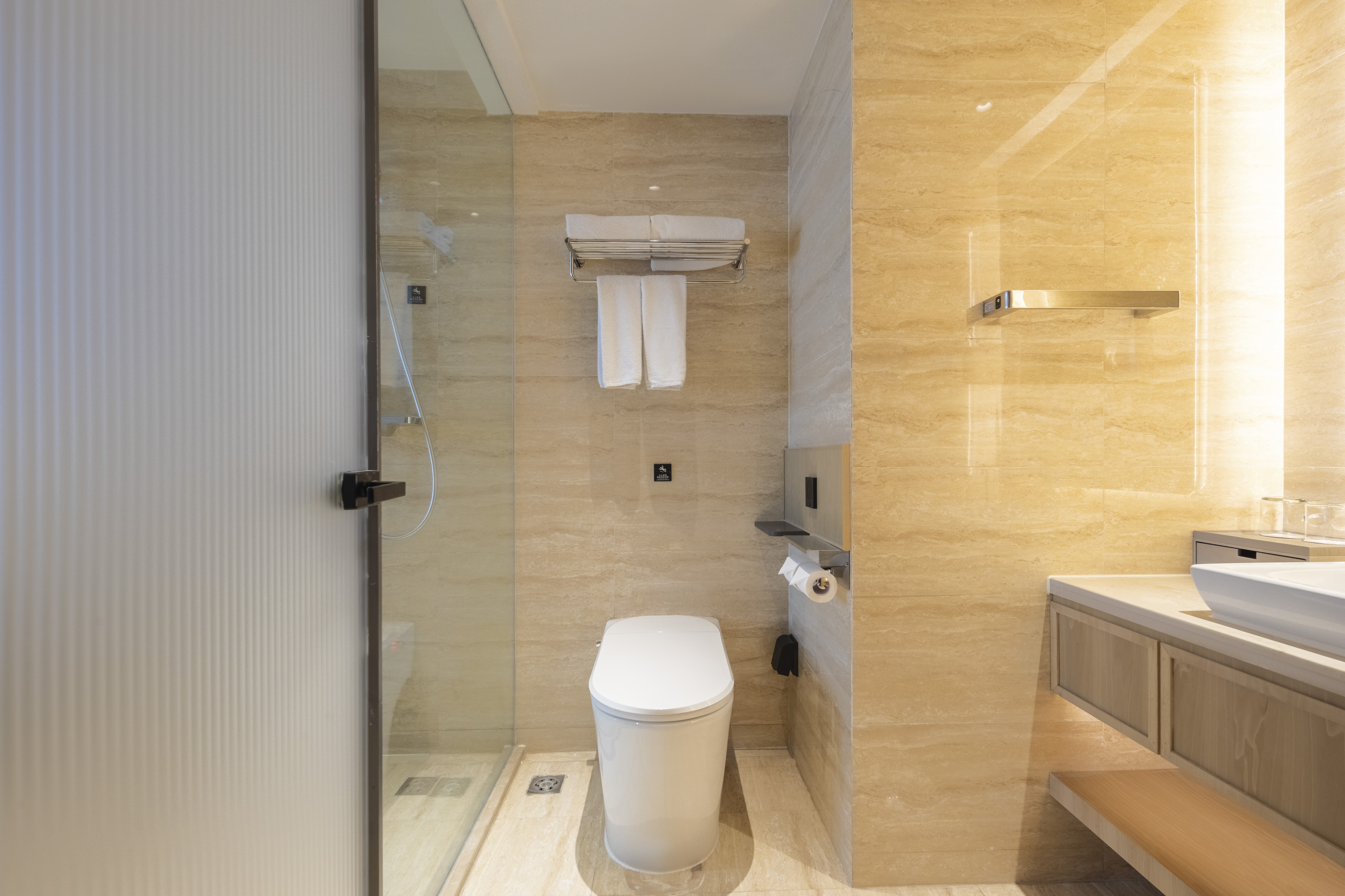 豪华海景大床房（语音智控+零压床垫+特色浴缸）