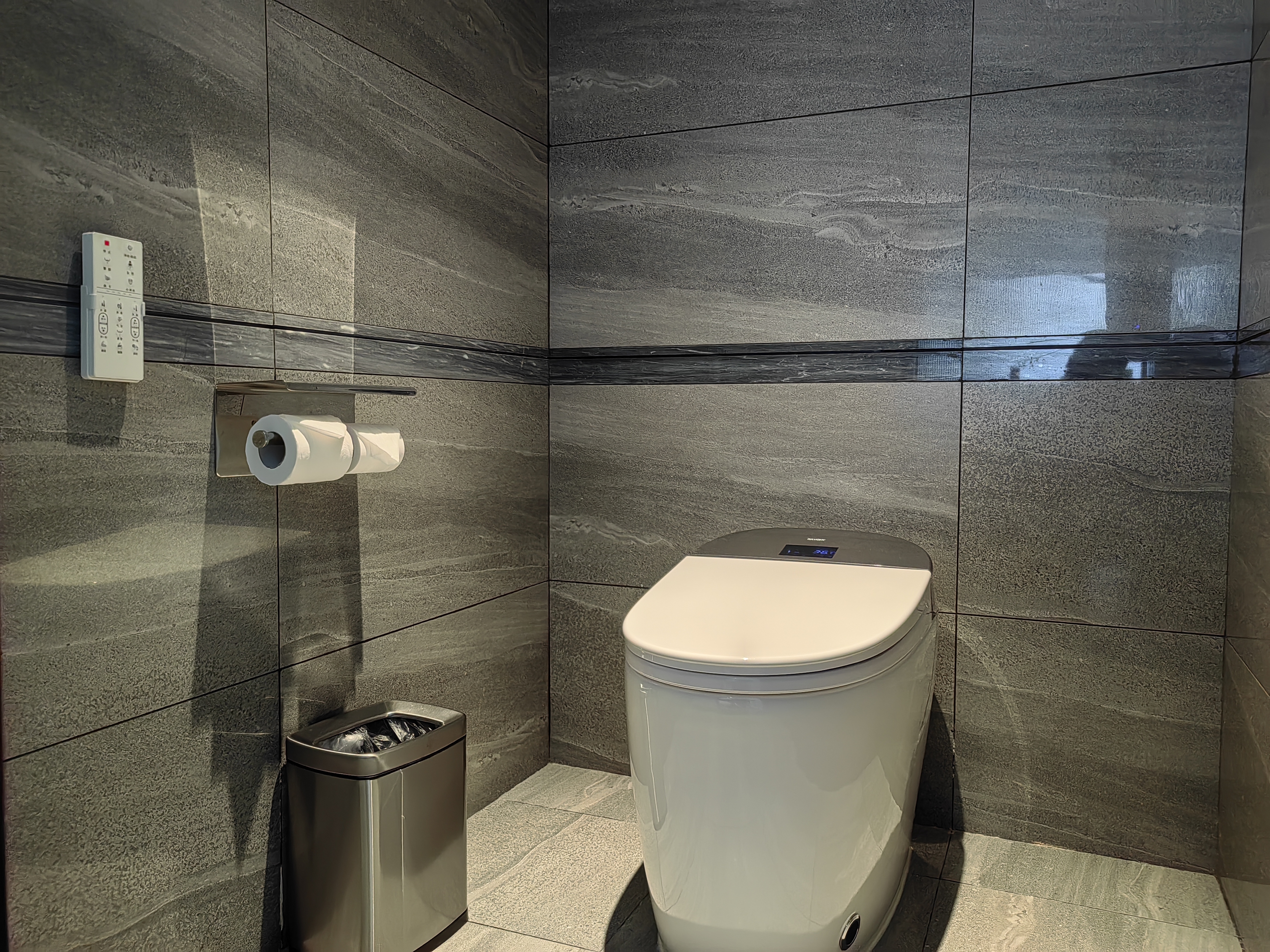 Executive Smart Room (Double Bed) (Desk, Window, Fridge)