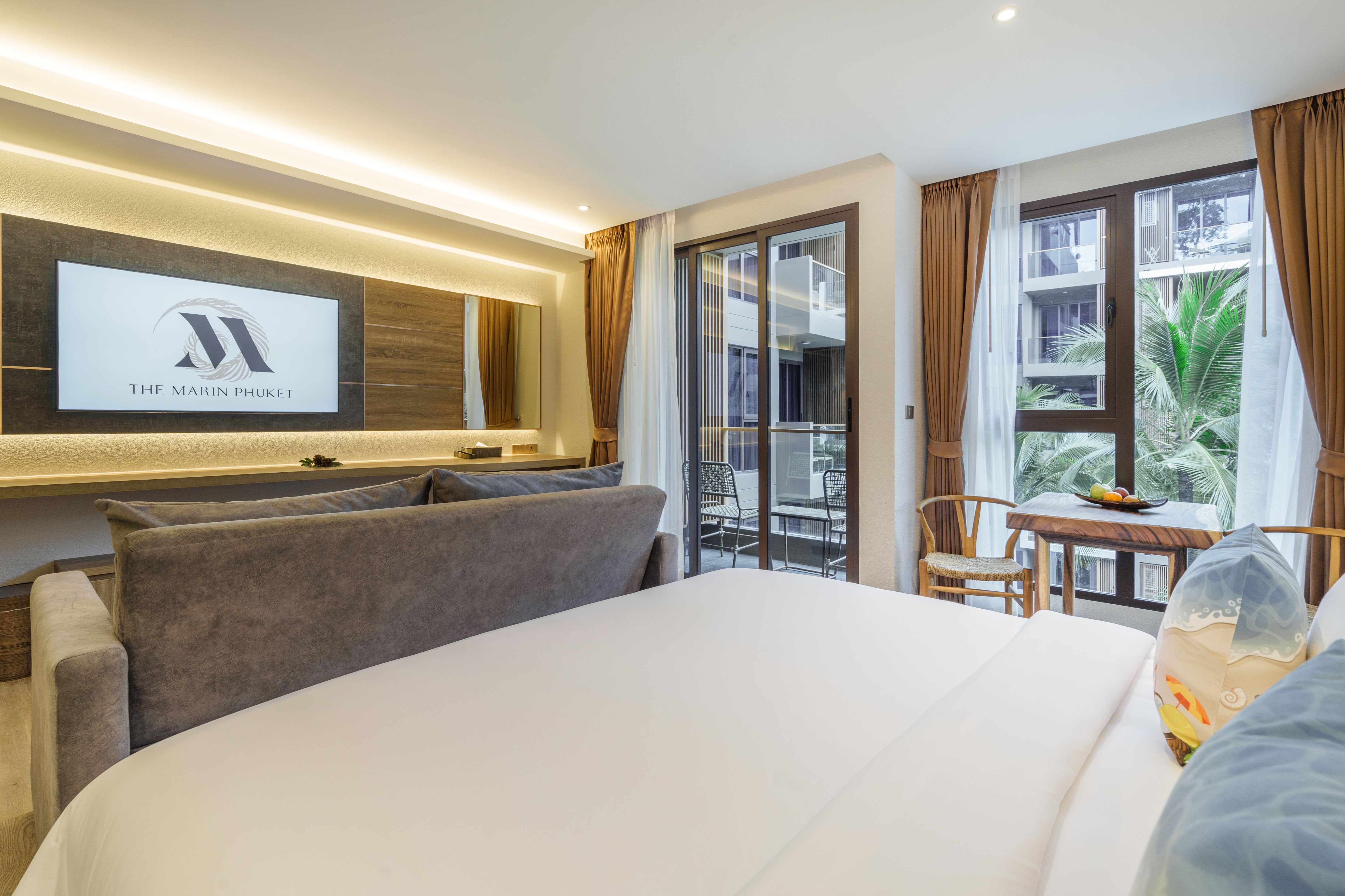 池景豪華特大床房