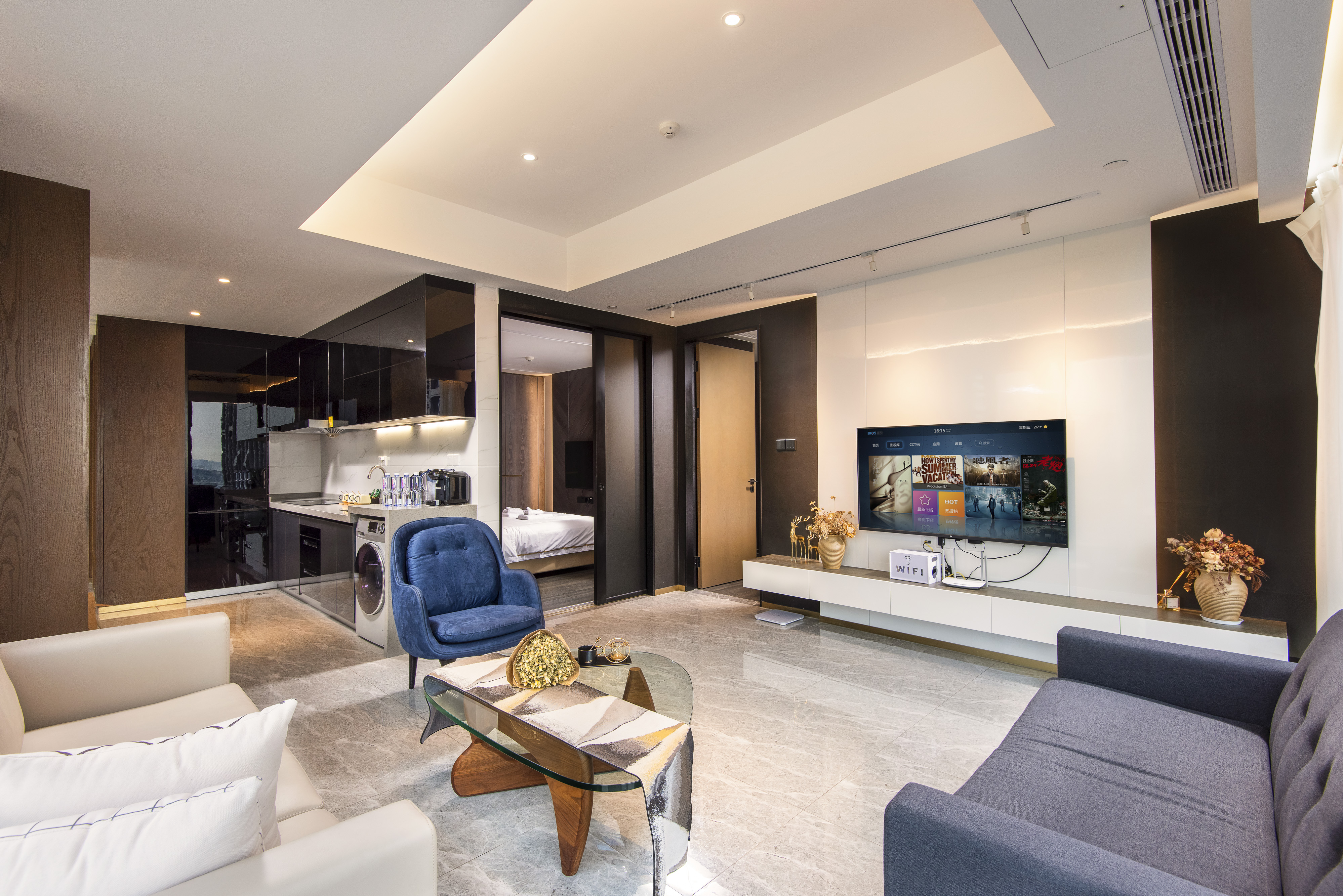 尊享双卧套房（洗衣机+熨衣设备+咖 啡机）