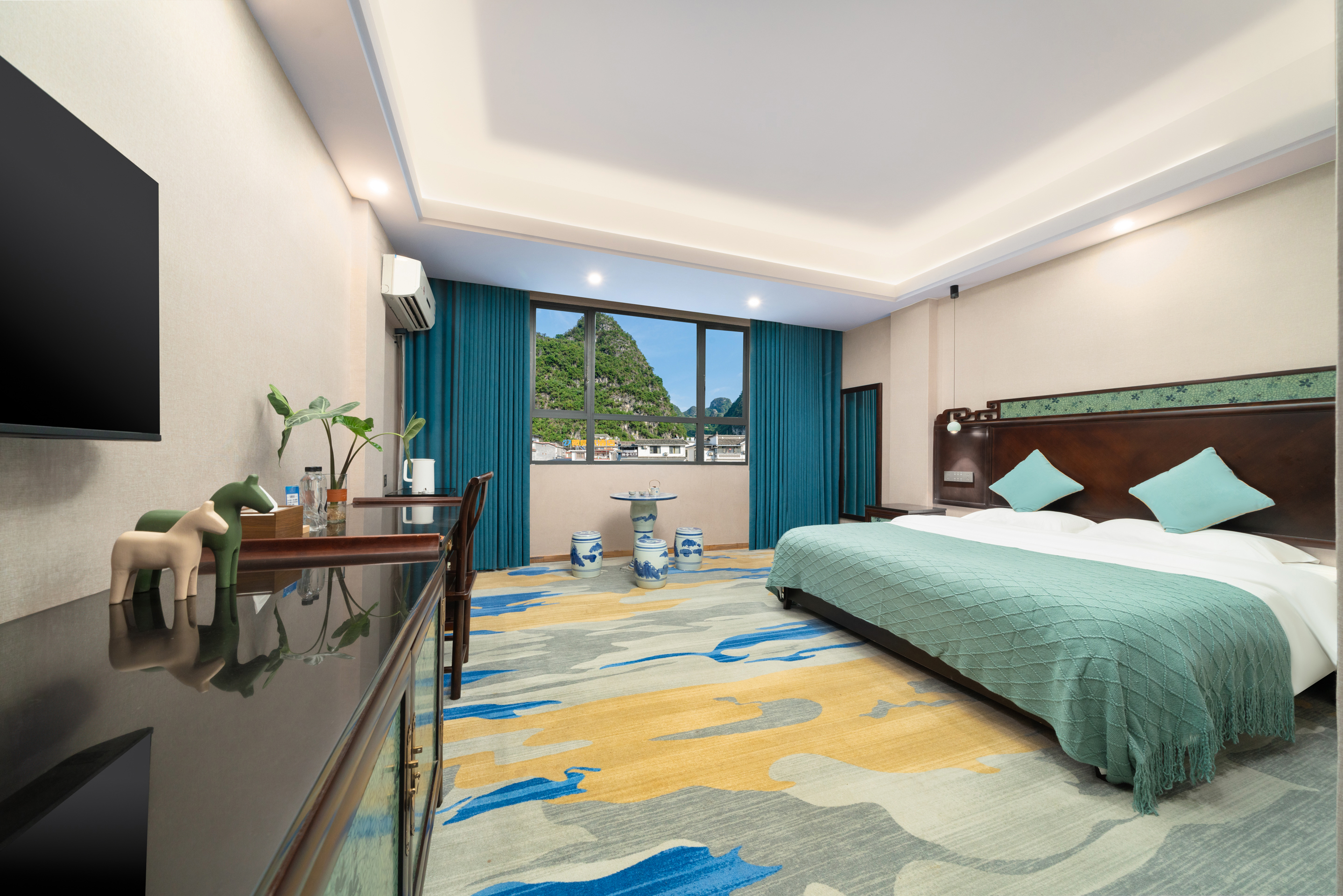 青花?悦享大床房