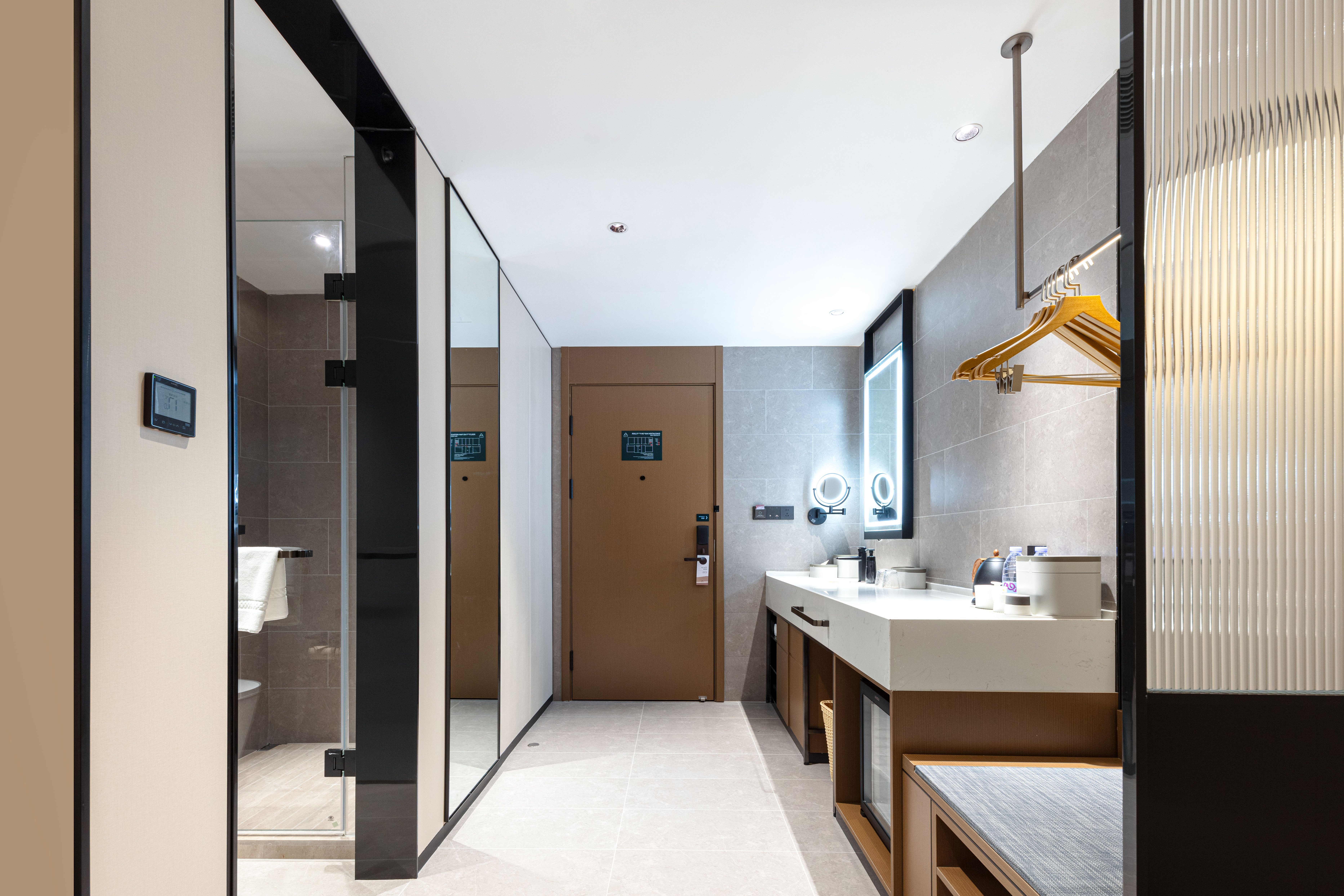 行政大床房（Mini小冰箱+投屏电视+深睡枕PRO）