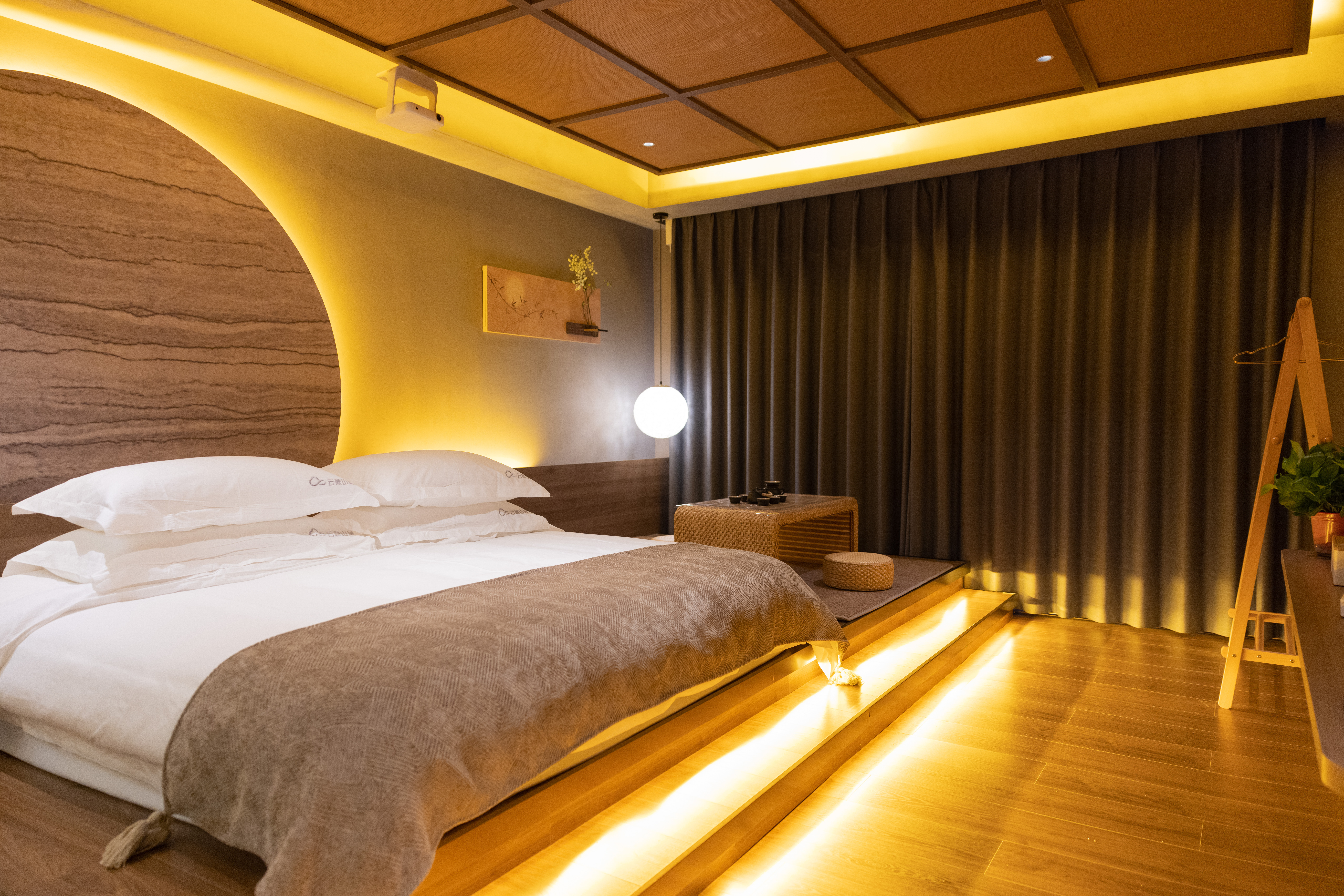 云隐-塌眠榻榻米观影大床房（全屋智能）