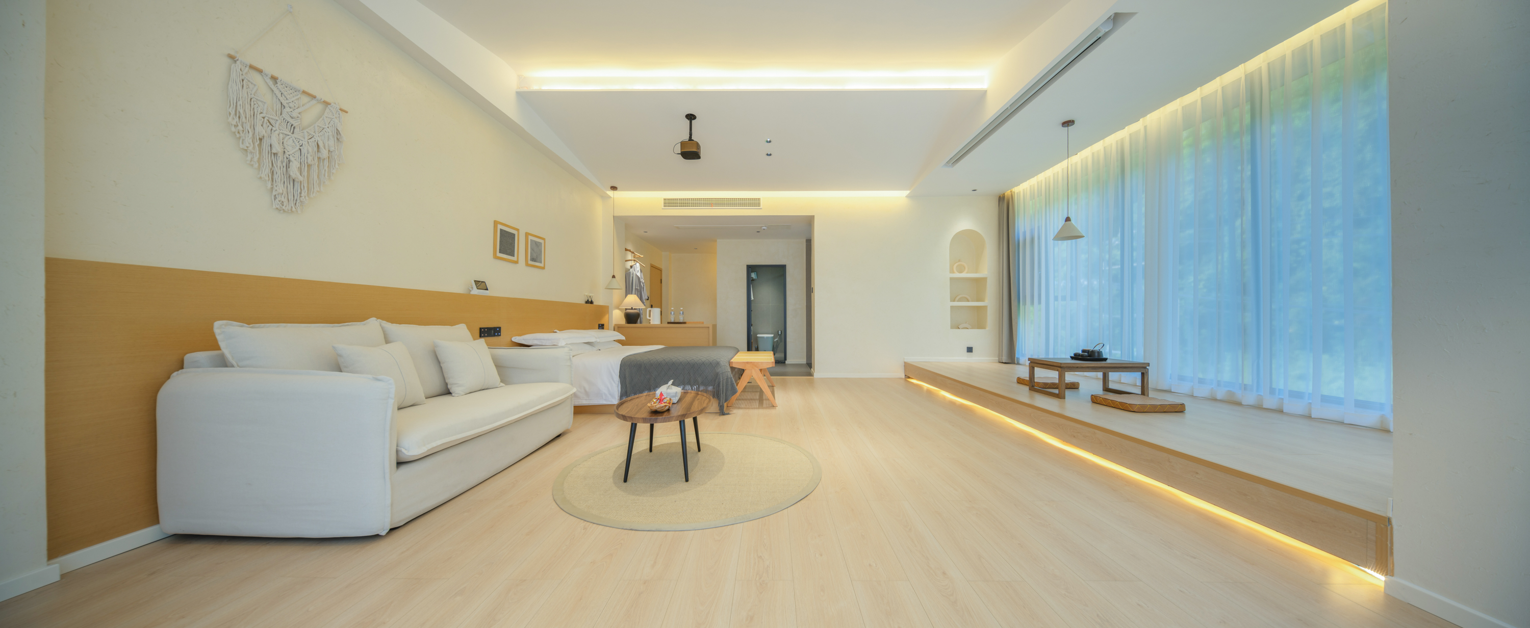 Bifengxia Lanshan Designer Homestay Featured Room - Mountain-View (Double bed) (Bathtub, terrace)