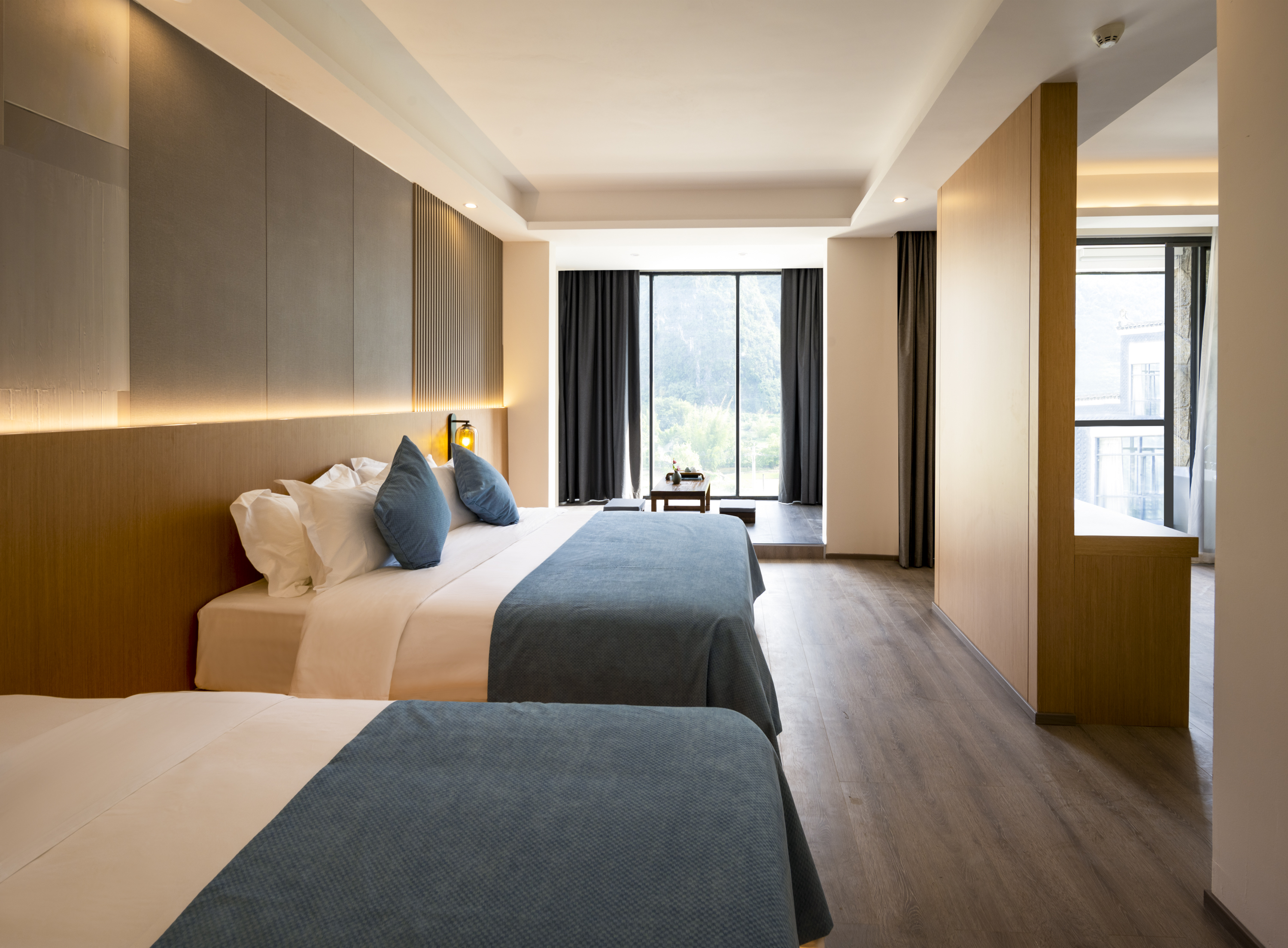 山水阳枱子母双床房『山河阳台+观景会客区+观景浴缸』