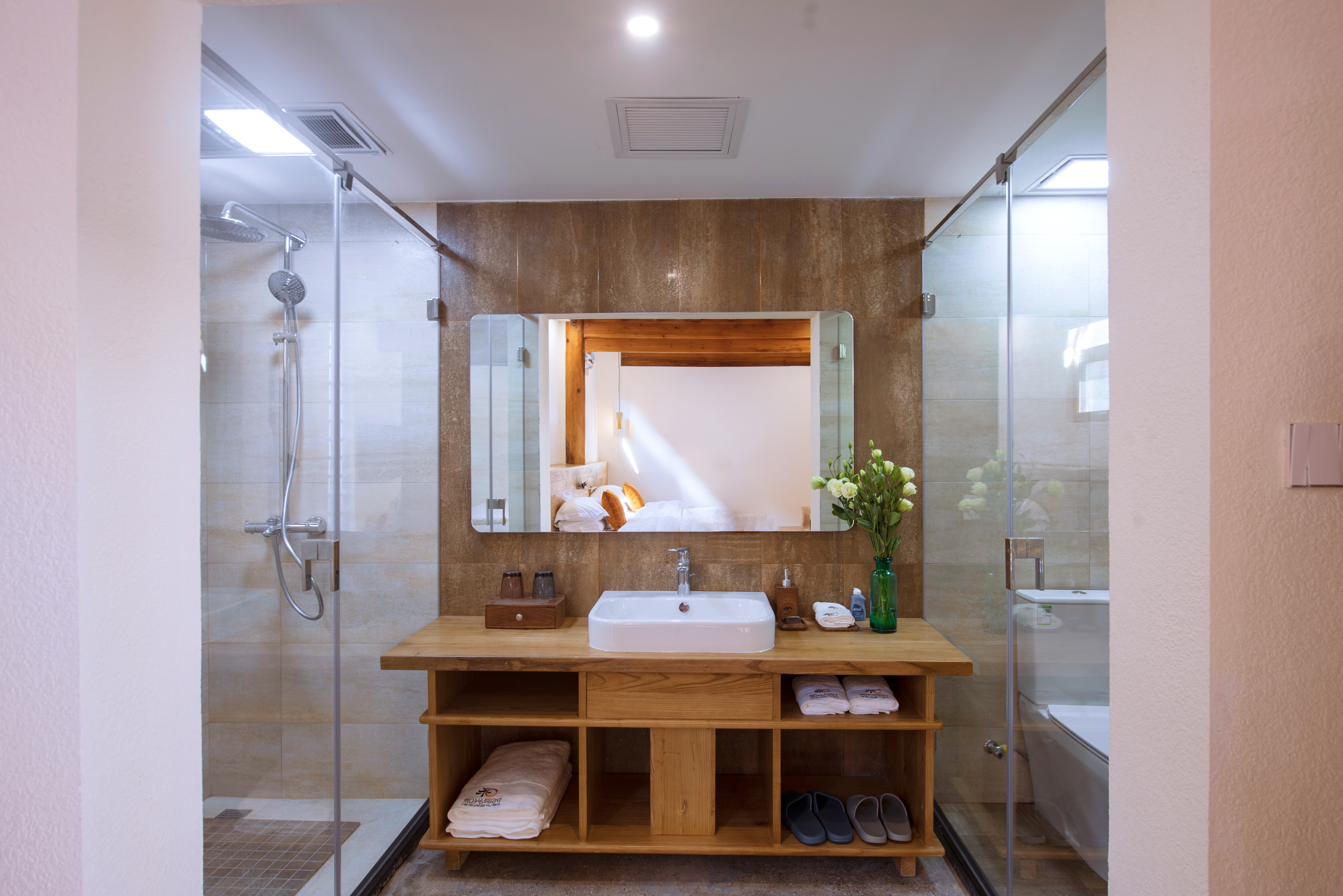 極邊·浮光茶語雙床房「榻榻米·金可兒舒睡床墊·恆温花灑·原木傢俱」