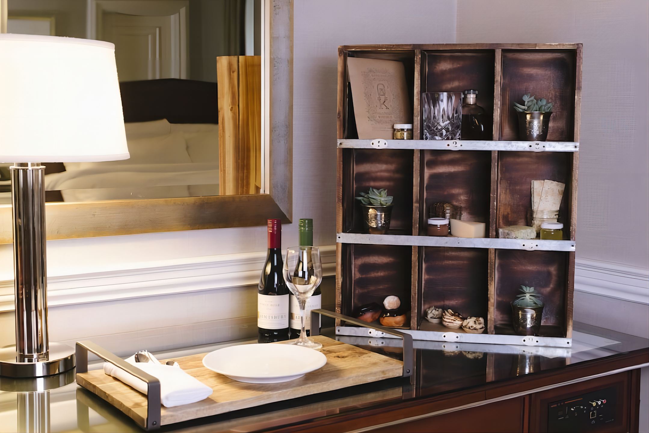 费尔蒙金尊特大床客房（设有轮椅通道）