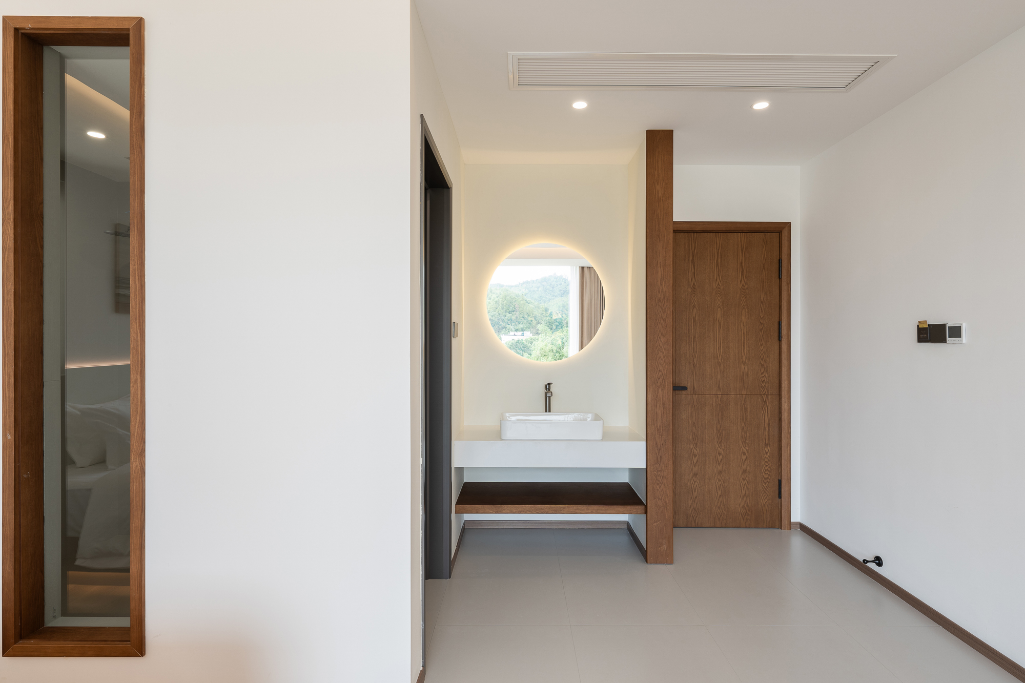 Smart Room - Garden-View (2 Beds) (Window)