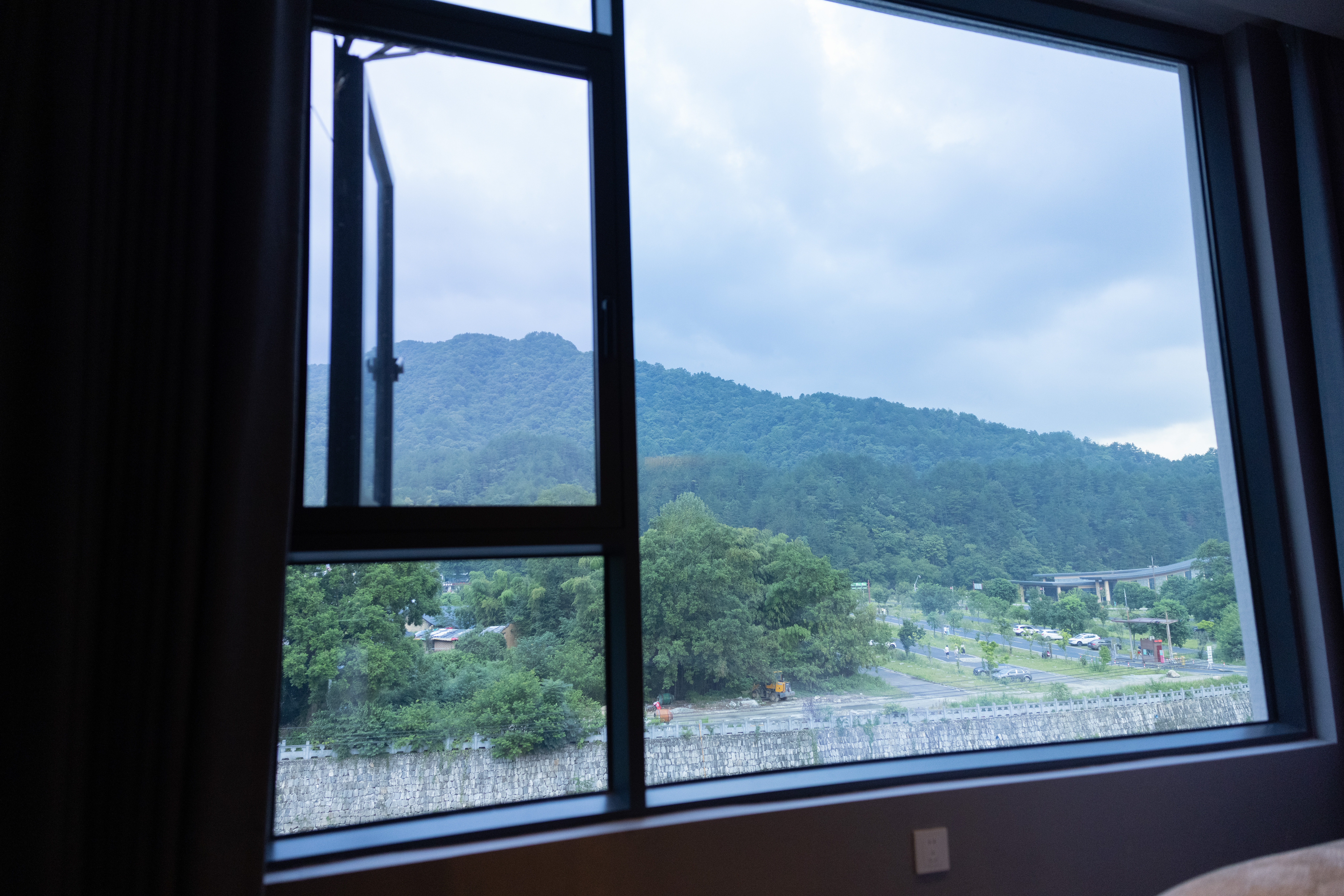 云隐-木眠榻榻米观景双床房（全屋智能）