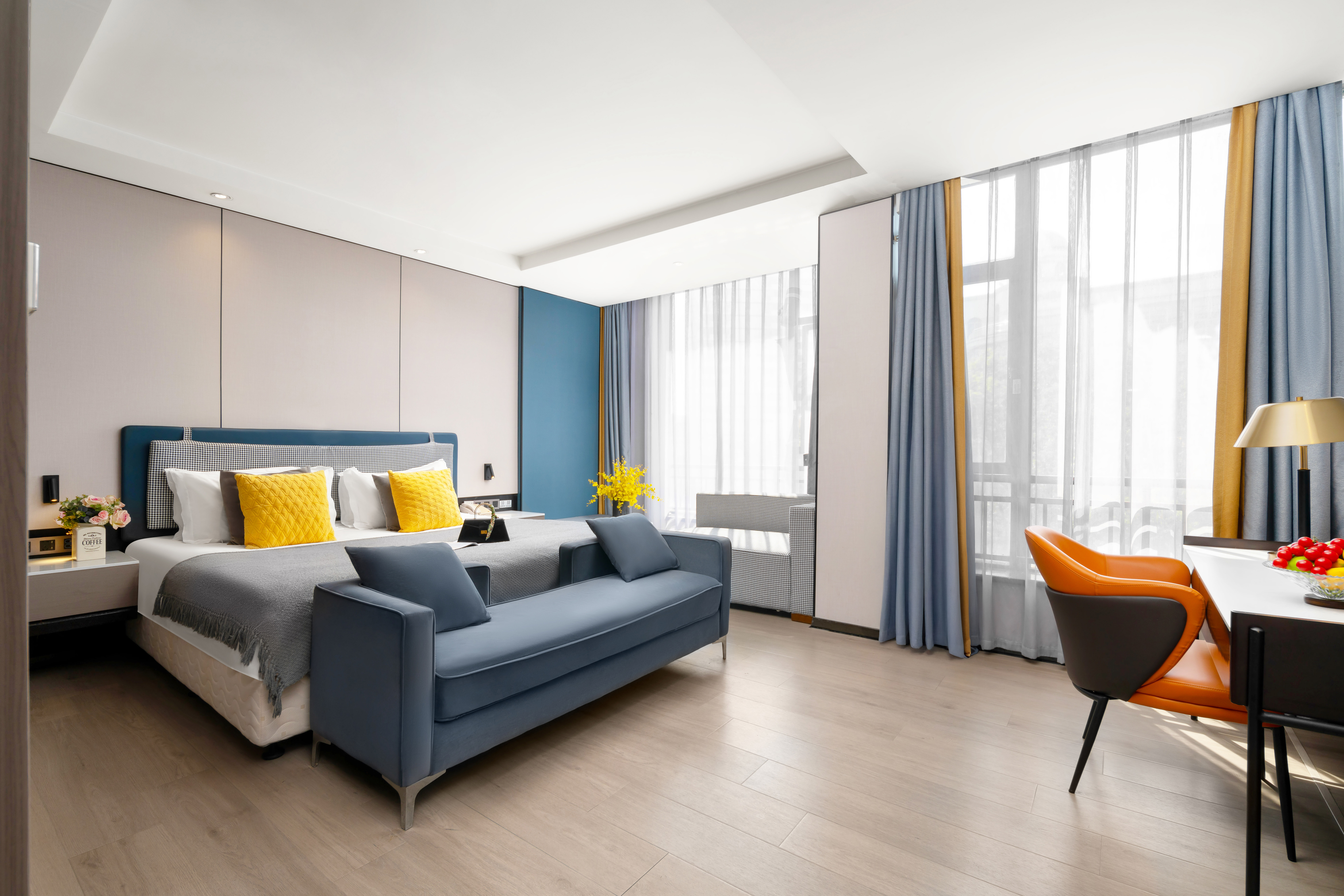 悦享悠然大床房 |（双人沙发+智能马桶）