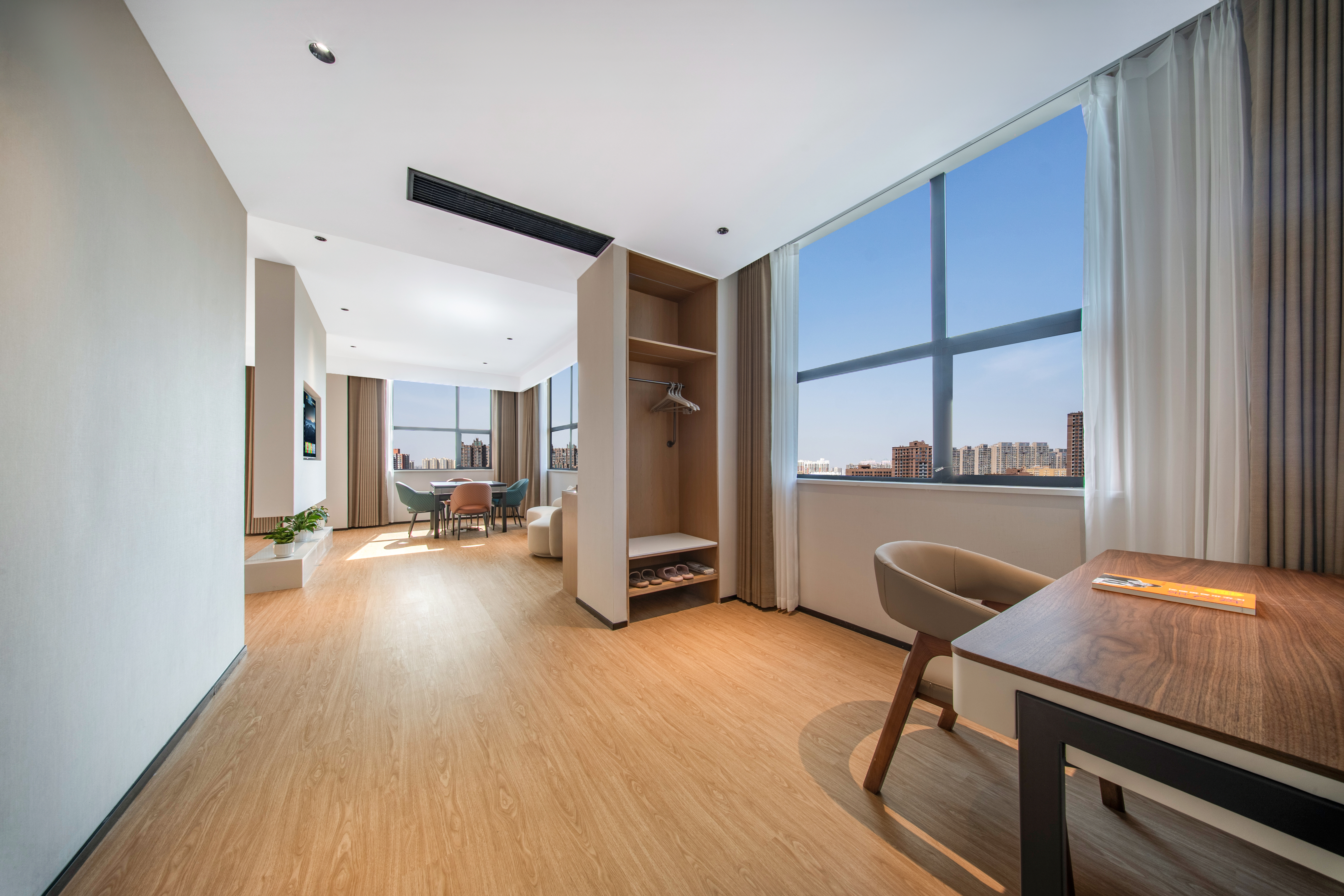 景观套房【百寸投影+腾讯云视听极光会员】