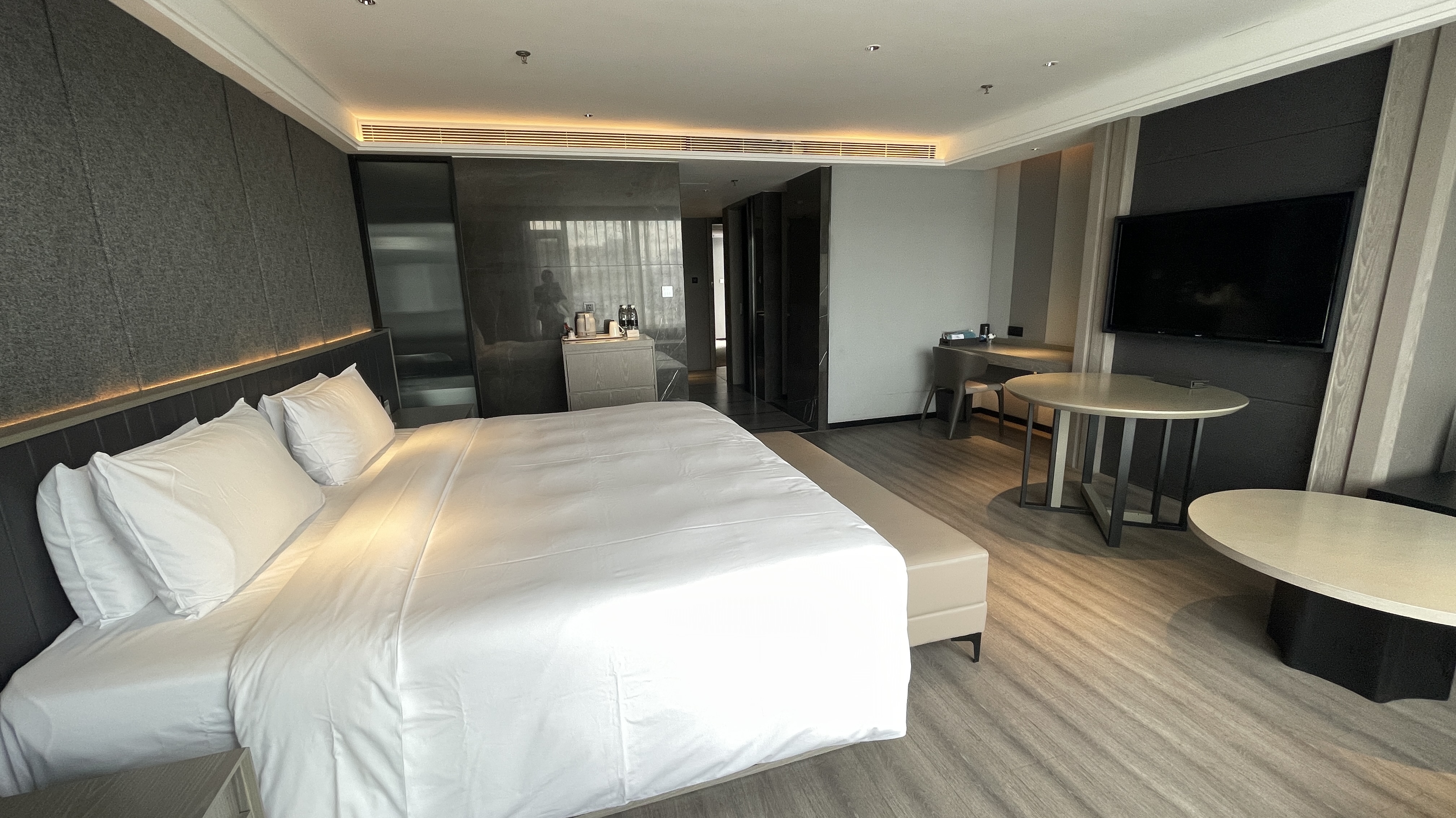 Romantic Smart Suite (King Bed) (Bathtub)