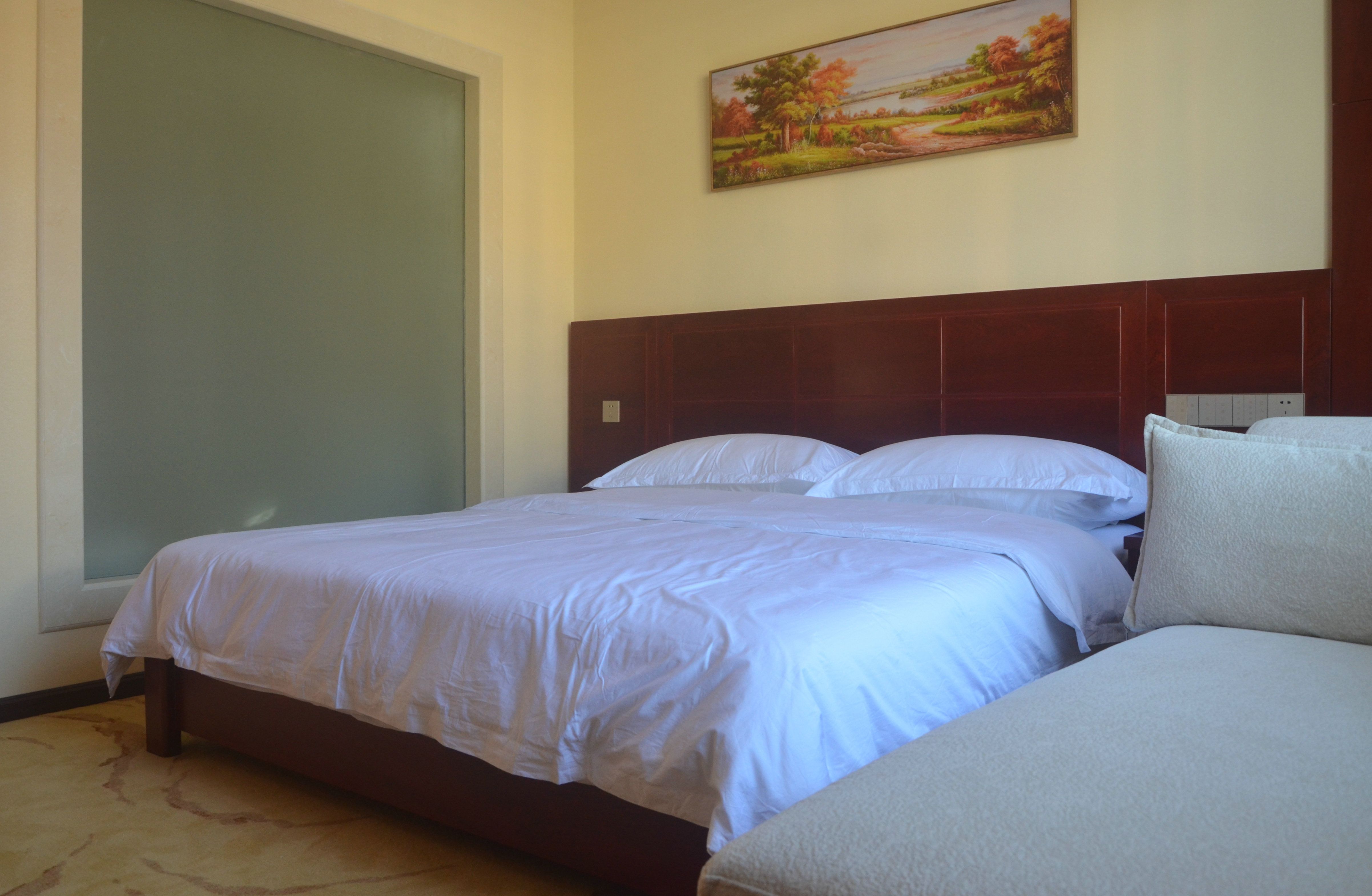 特惠标准大床房（中央空调）