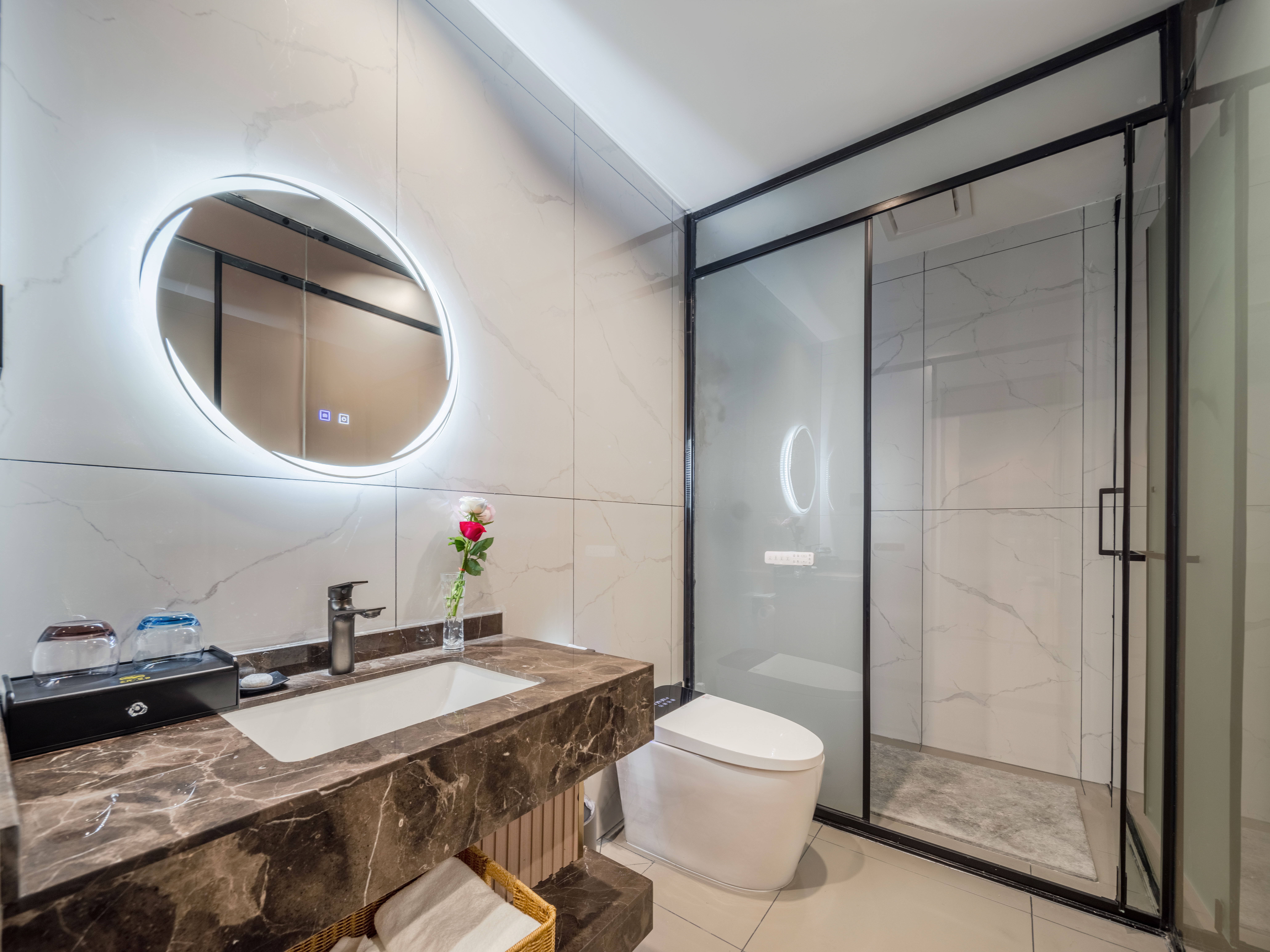 Zen Family Smart Room (Tv)