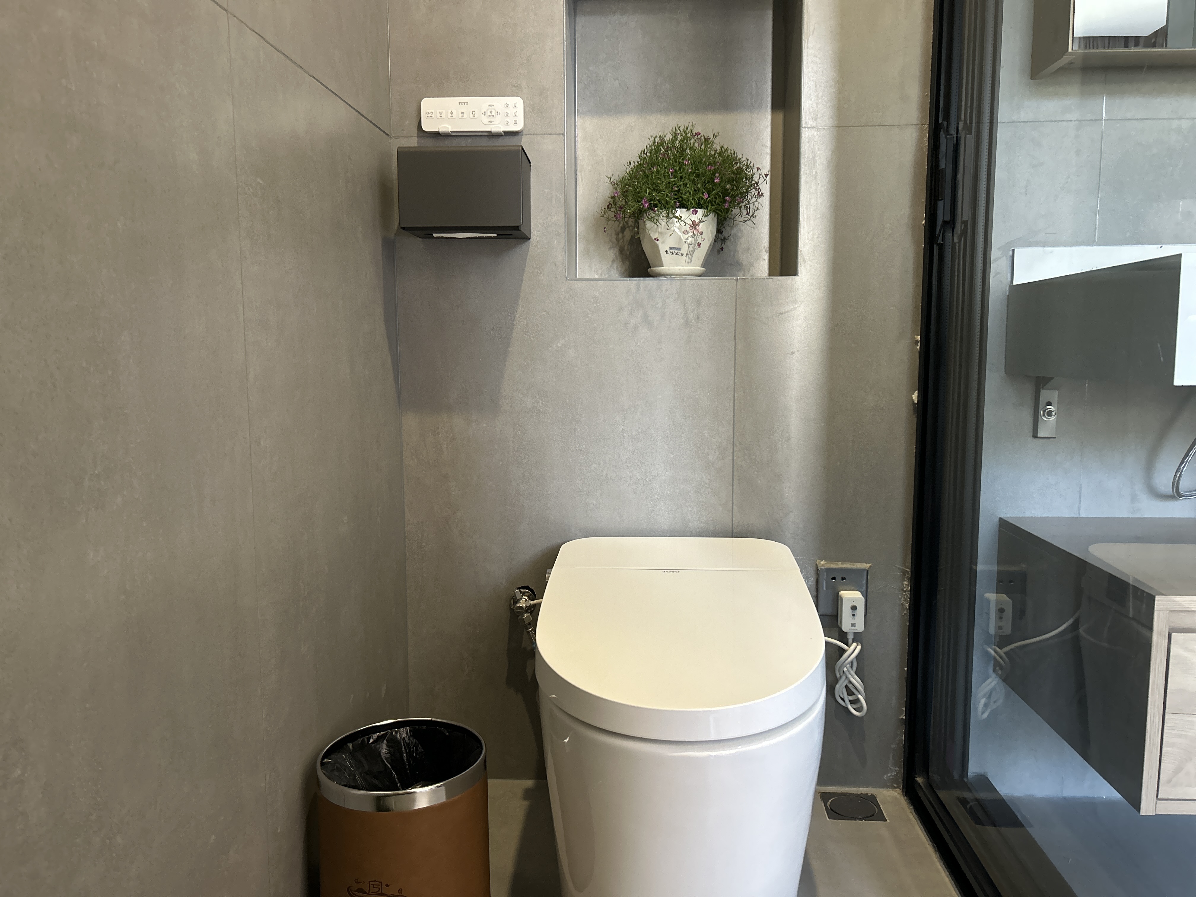 Lakeside Li Dream Private Hot Spring Queen Bed Room