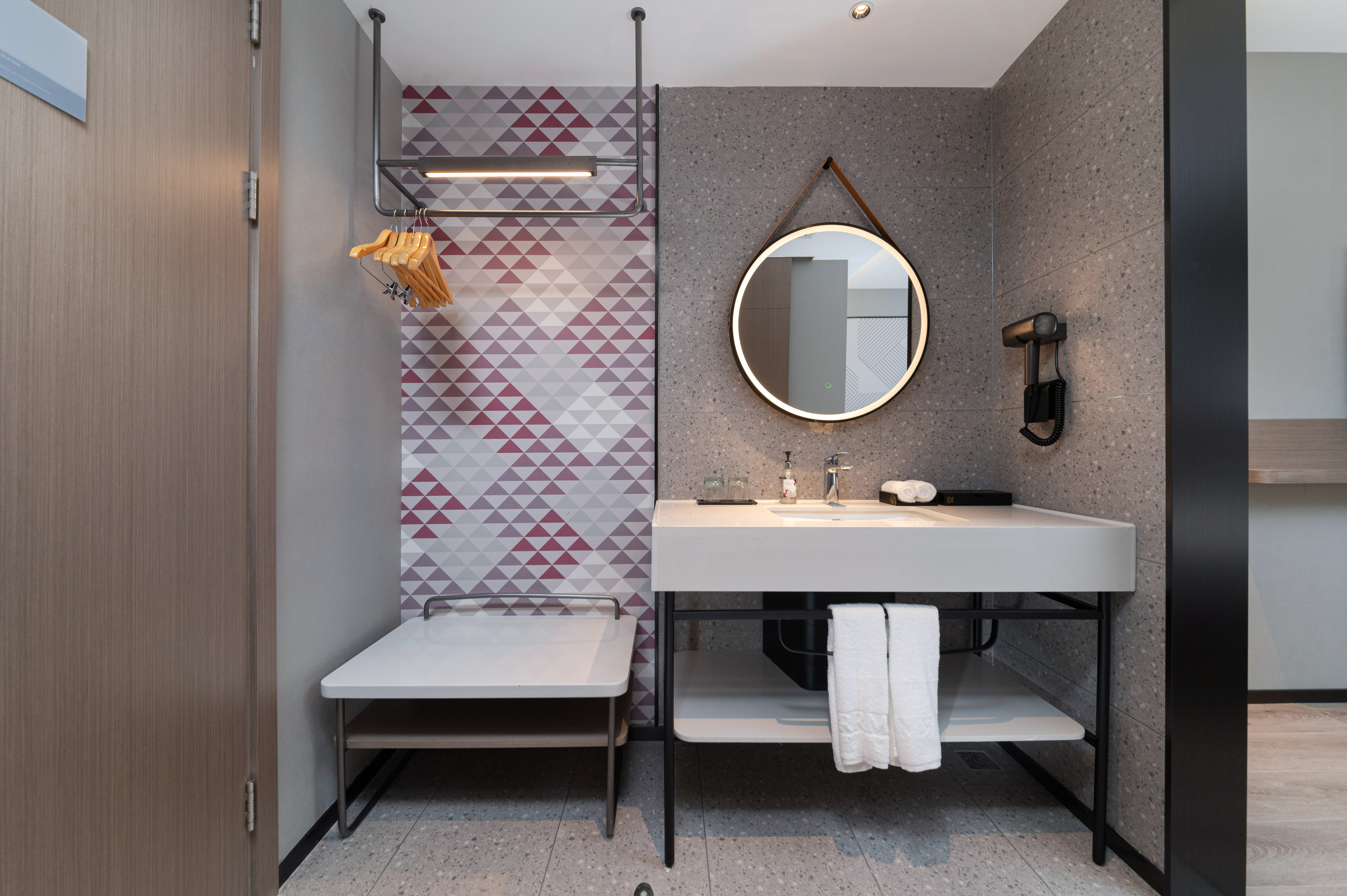 智能豪华双床房