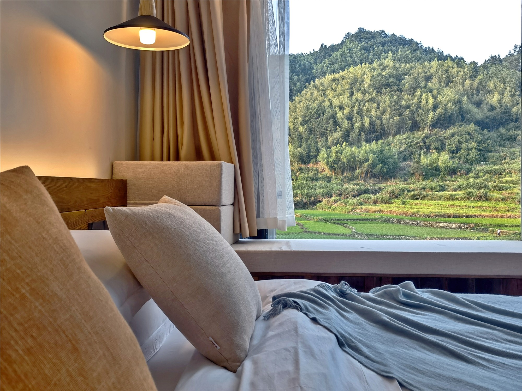 Smart 1 Room (King Bed)