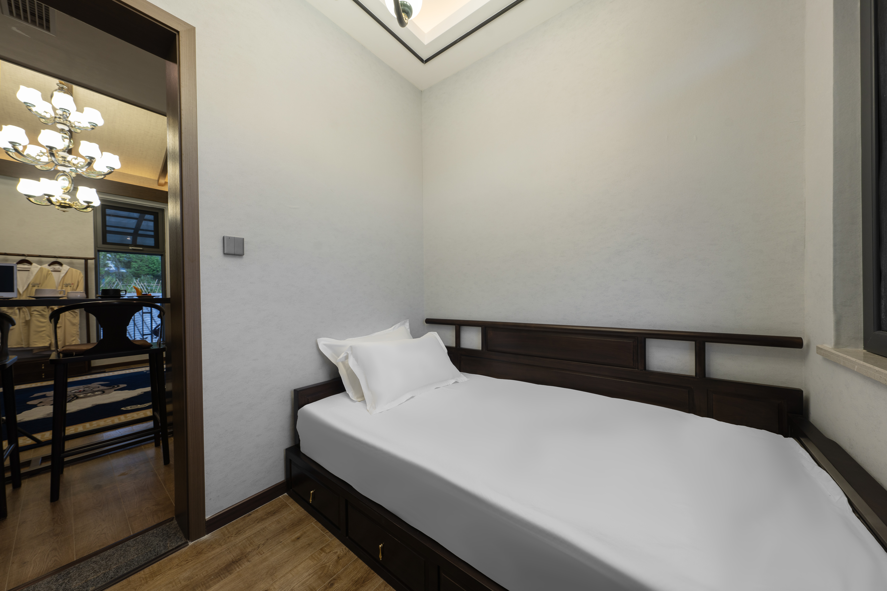 Deluxe Suite - Mountain-View