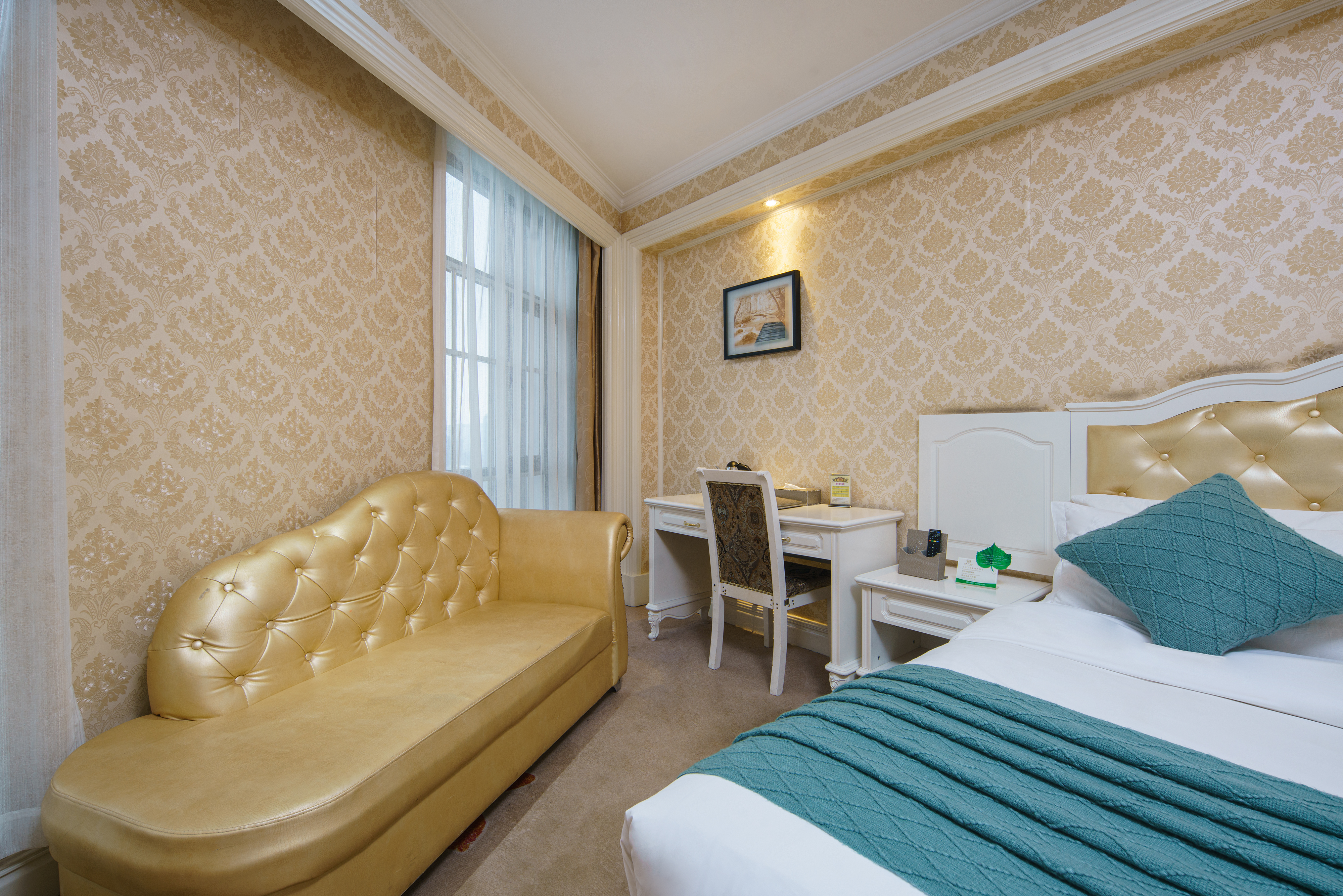 輕奢歐式豪華大床房