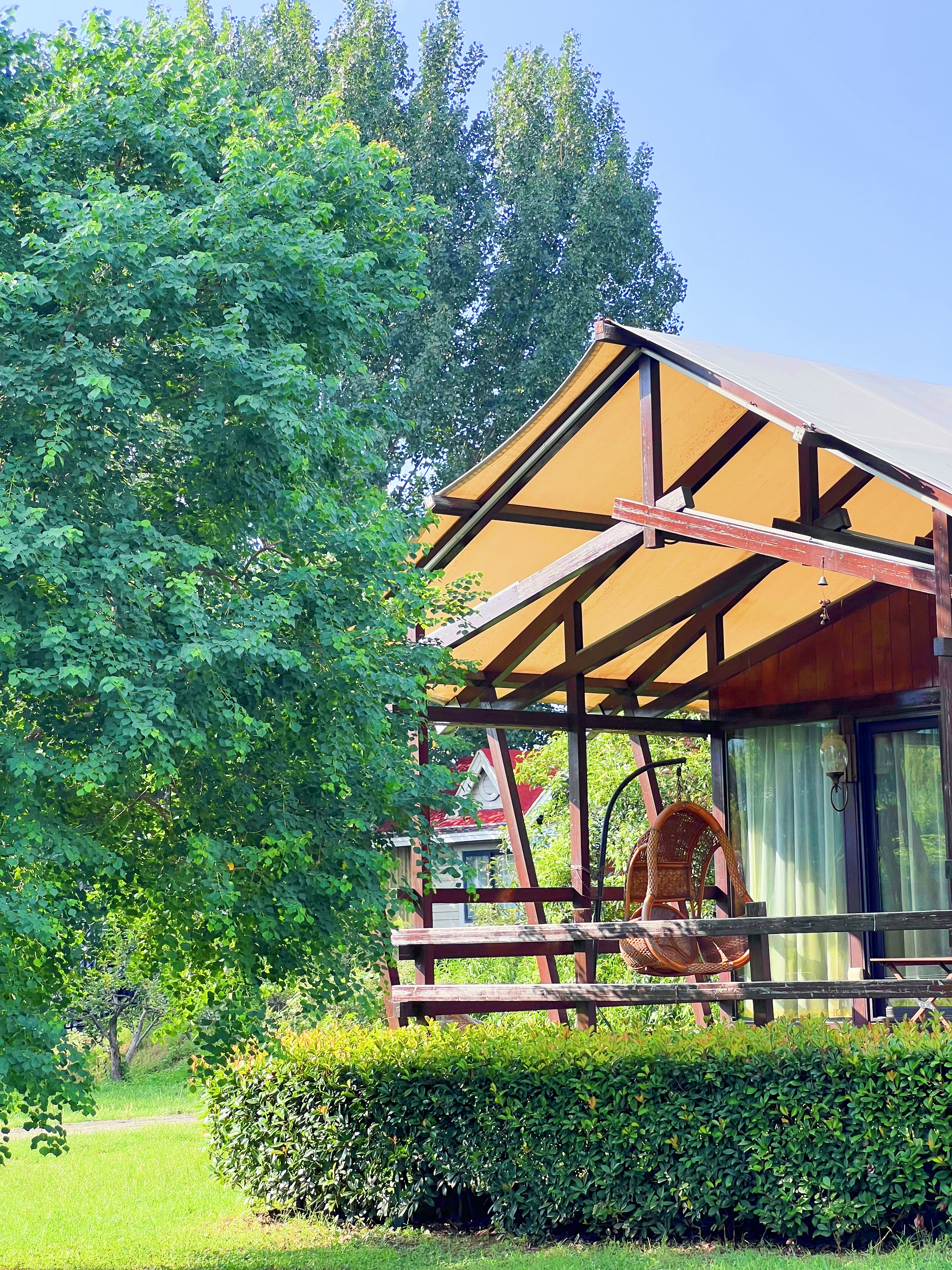 Fairy Tale Forest Deluxe Cabin - Lake-View (Double Bed)