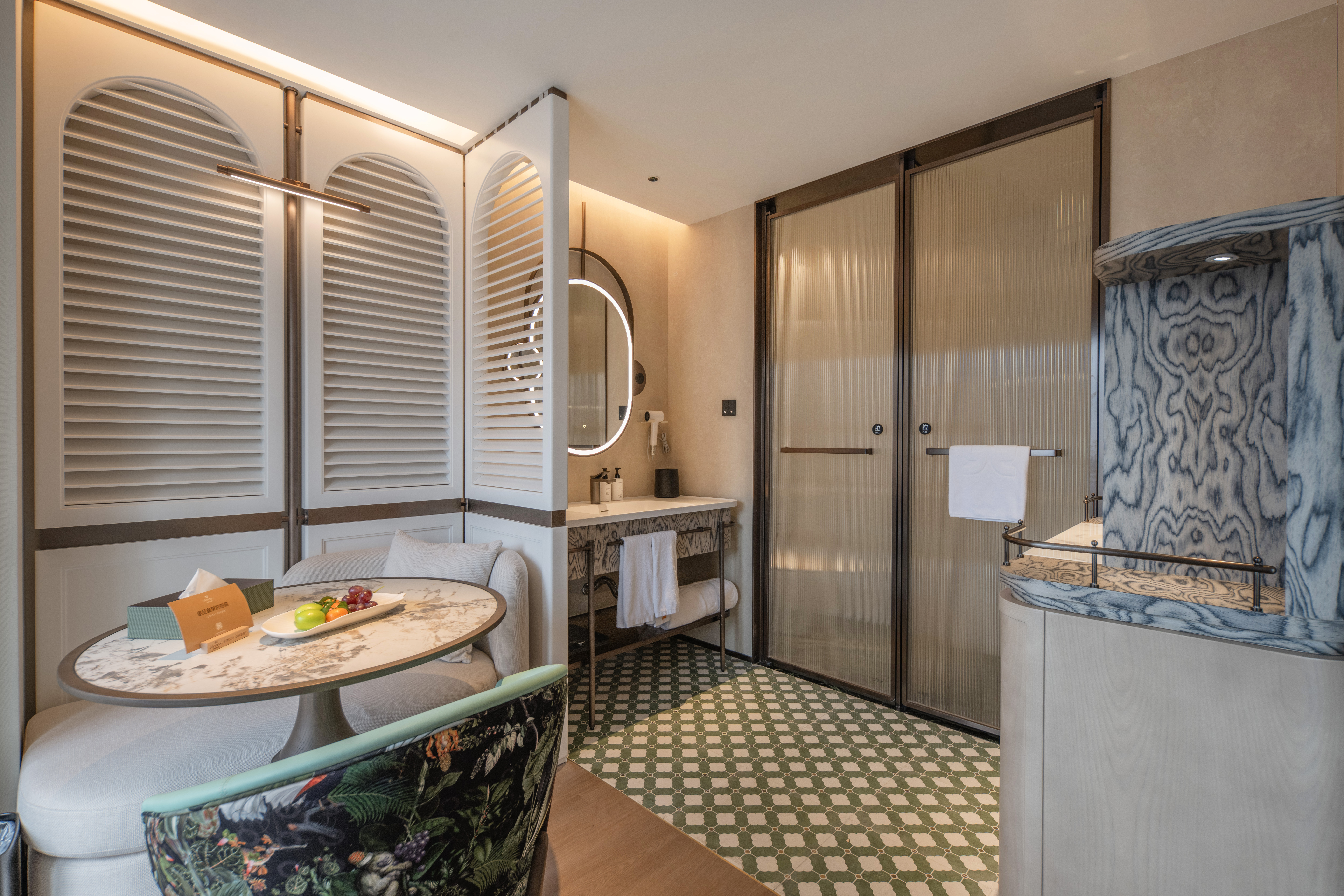 雅致行政大床房（斯林百兰床垫）