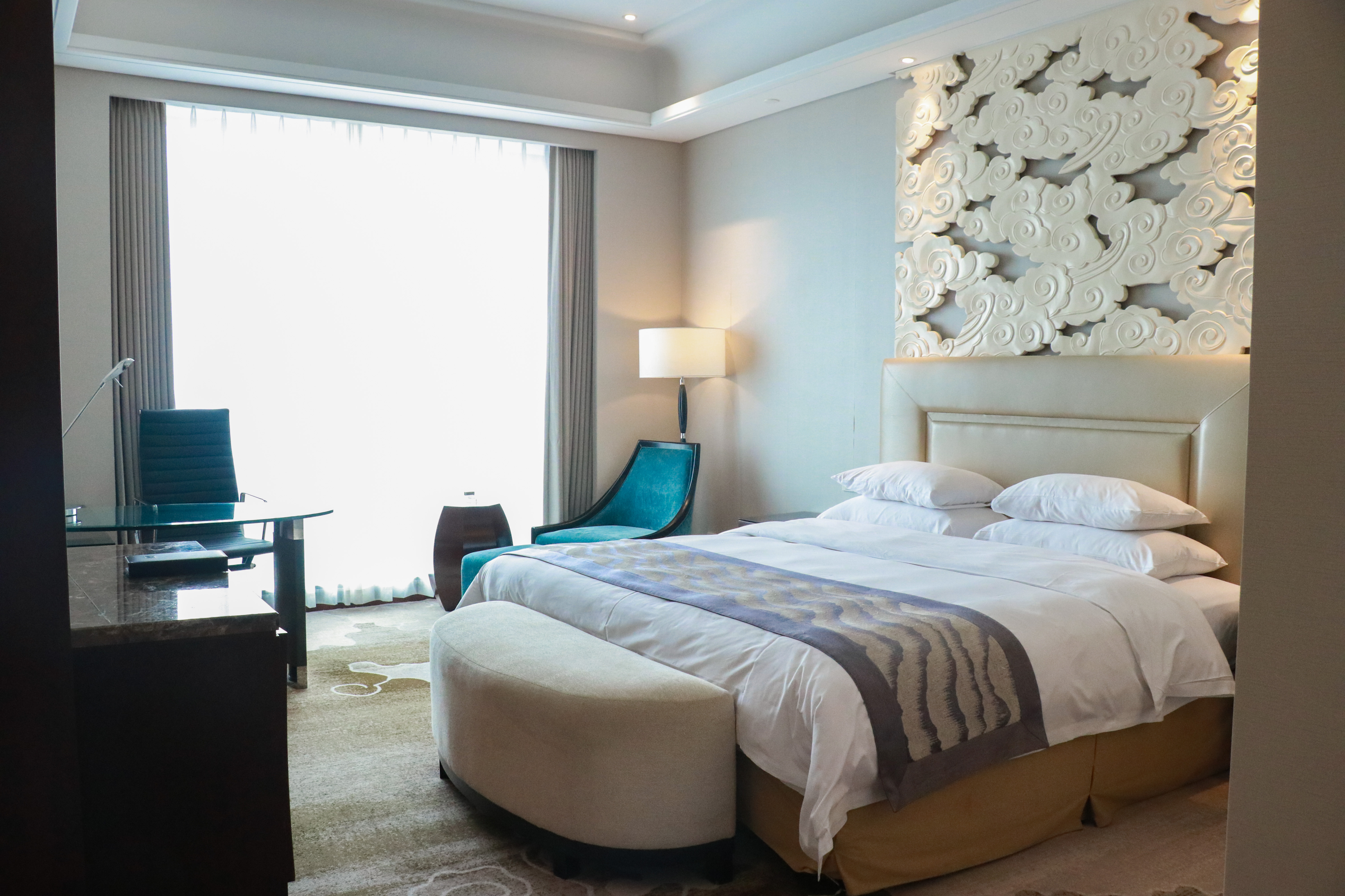 豪华家庭套房（全景落地窗+浴缸+上下铺）