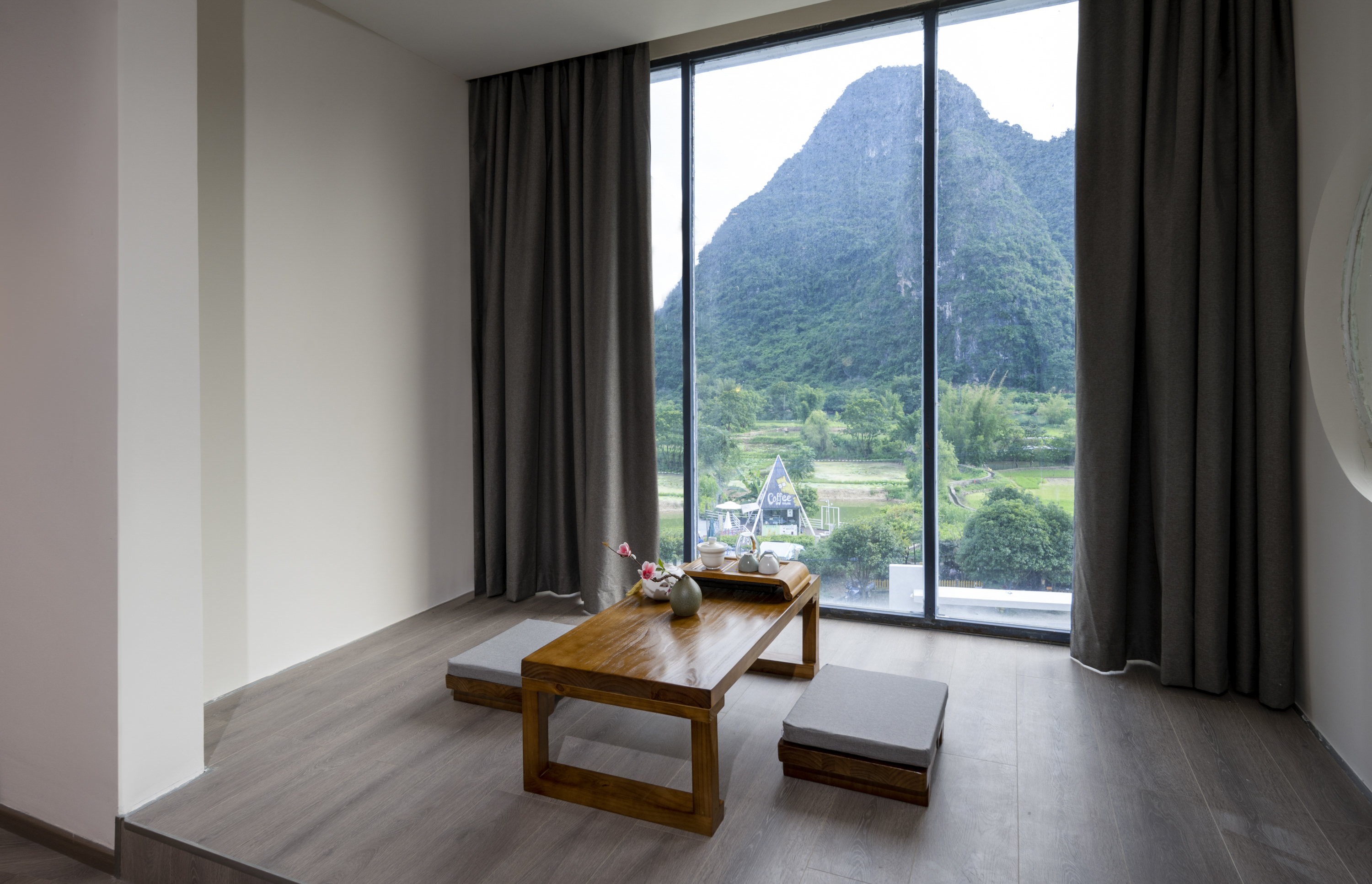 山水阳枱子母双床房『山河阳台+观景会客区+观景浴缸』