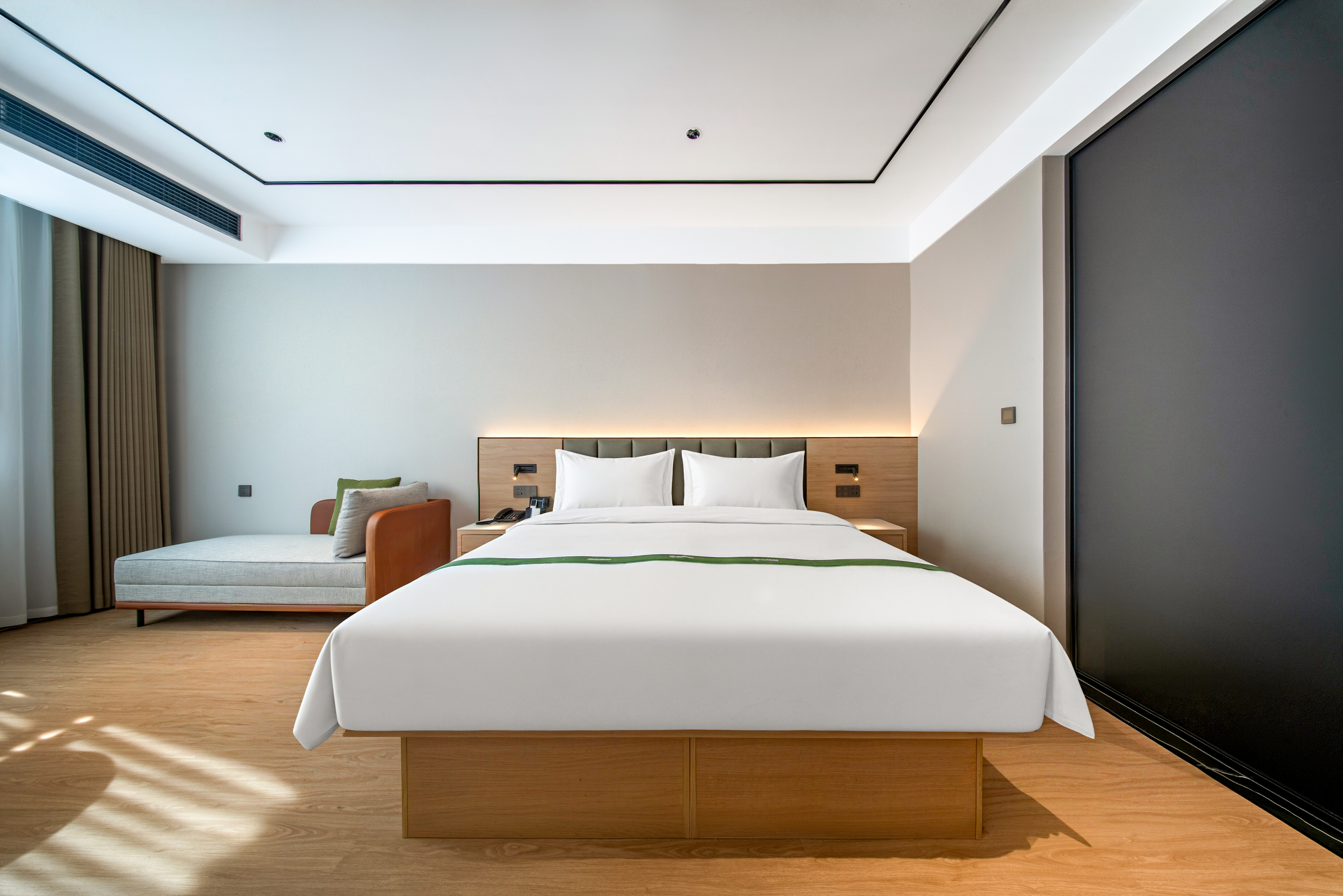 舒眠零压大床房【梦百合零压床垫+腾讯云视听极光会员】