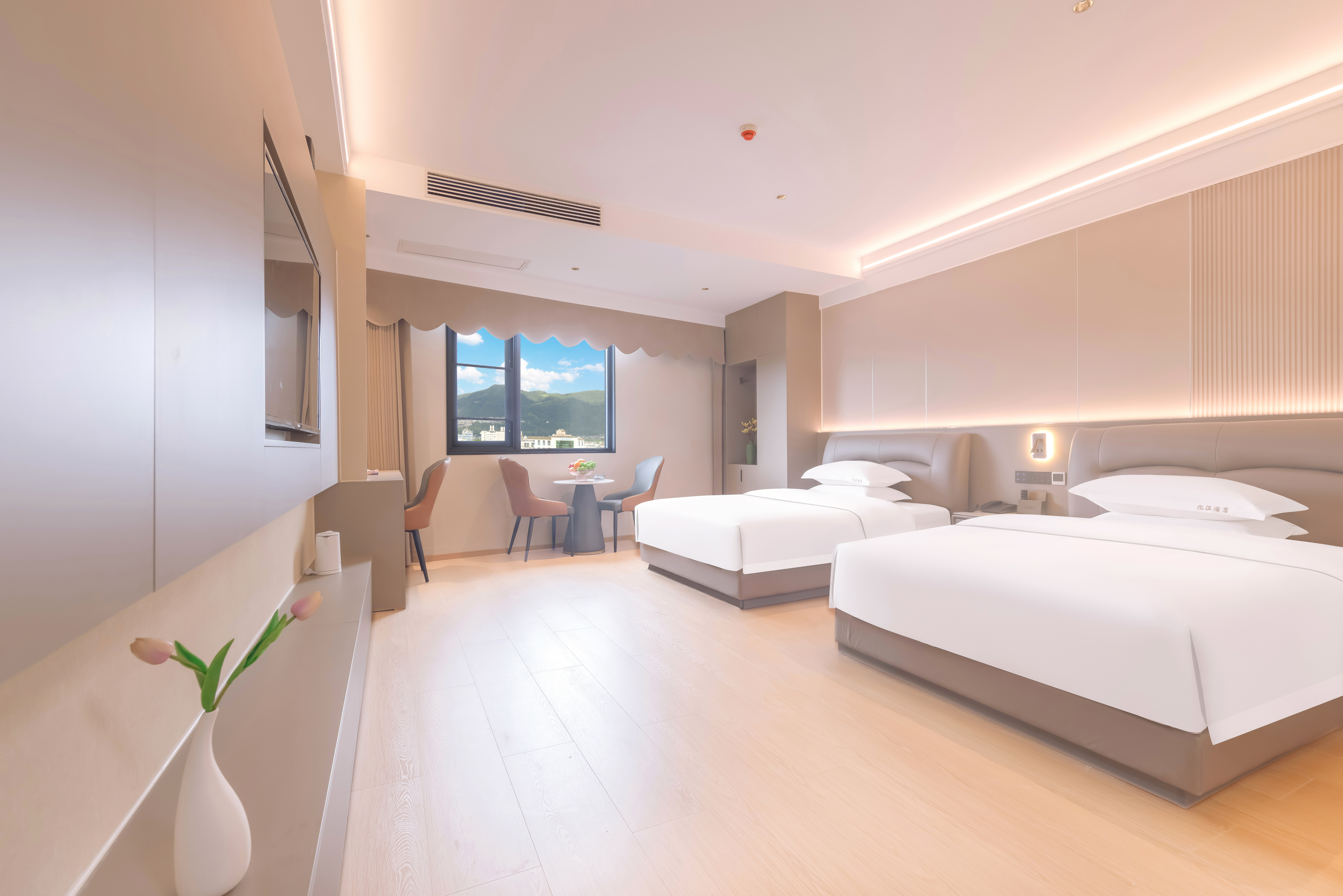 尊享豪华双床房