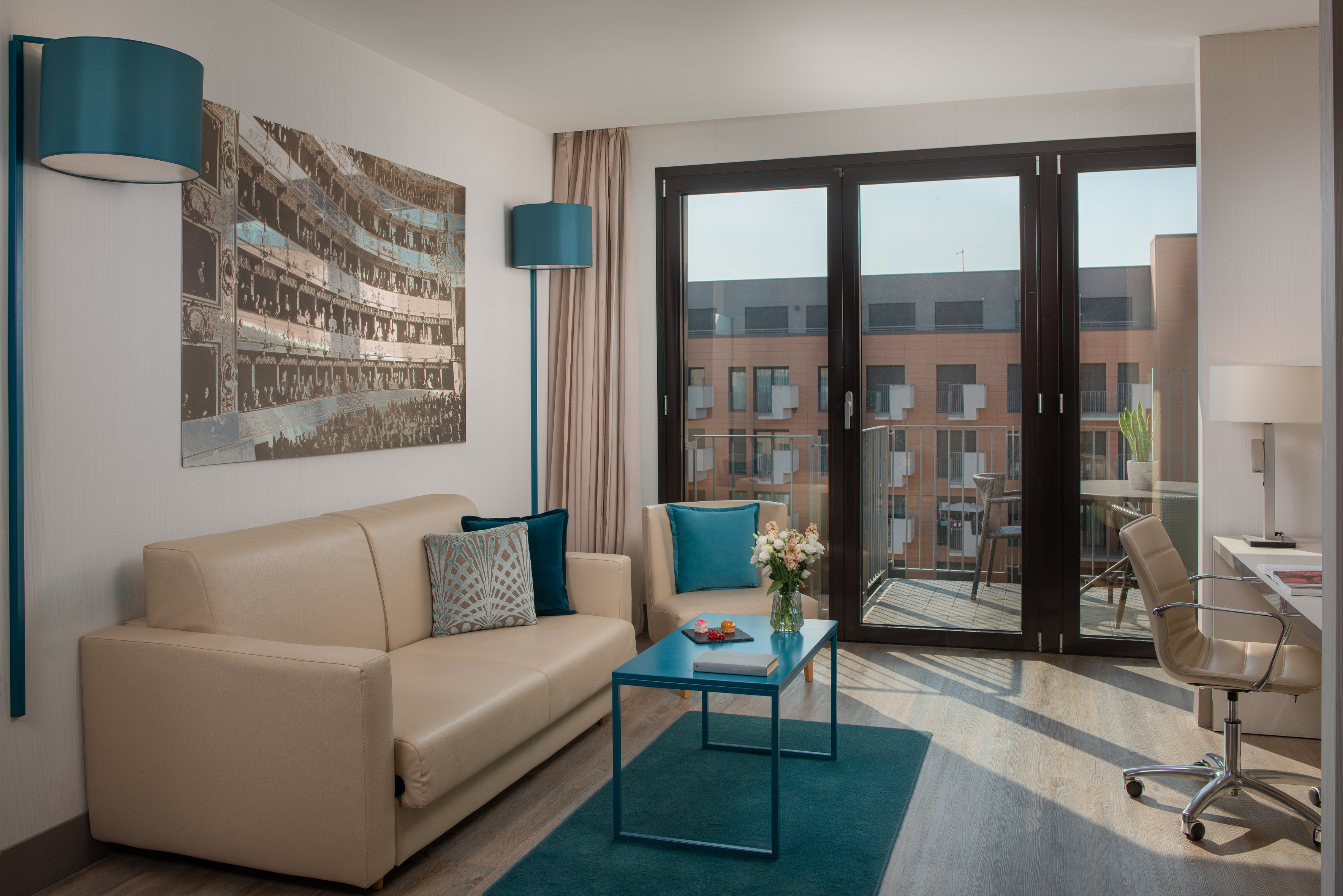 小型套房（2成人和1小童）