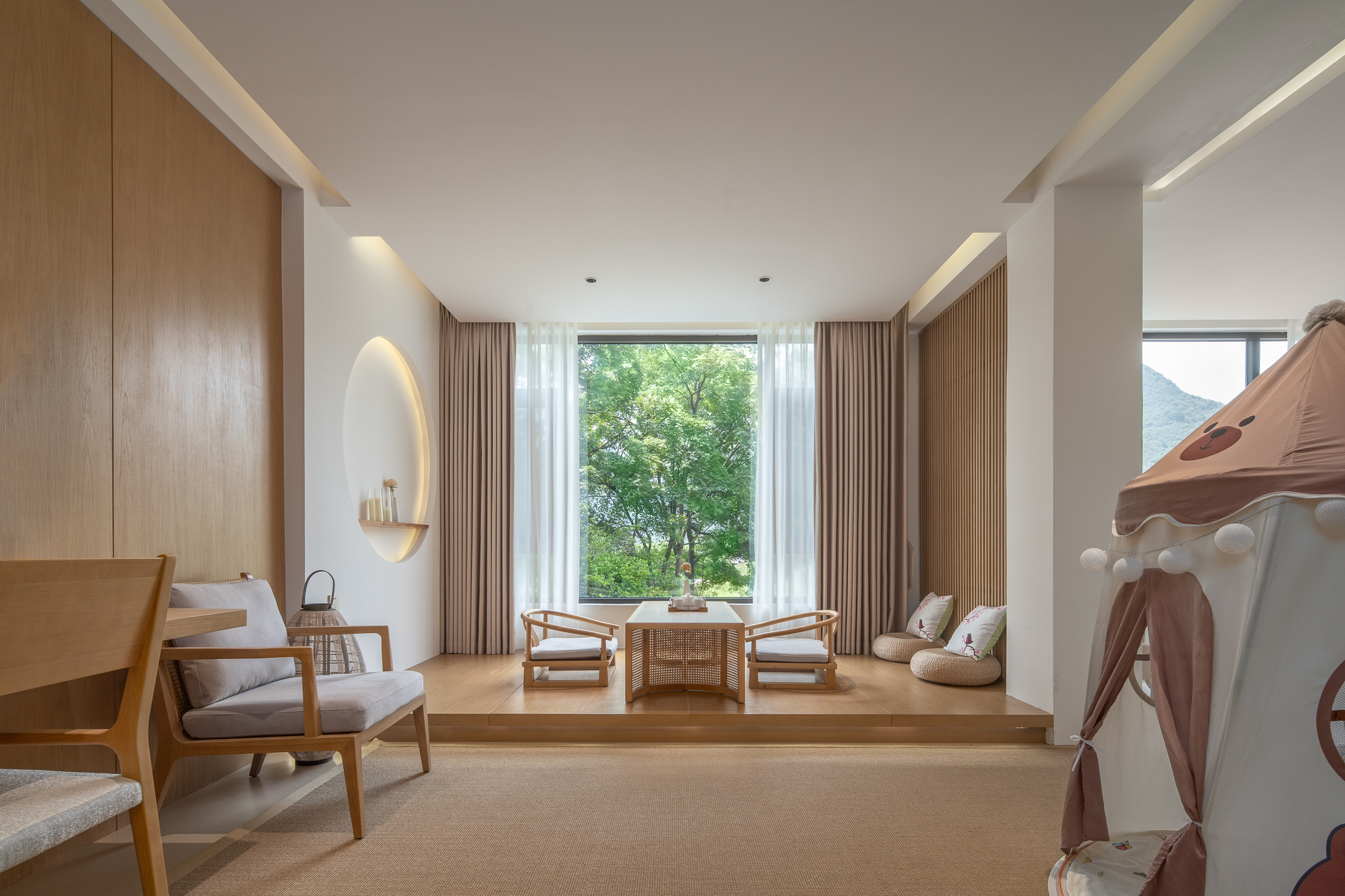 云趣亲子家庭房（180°超大观景+小童帐篷+禅意观景茶桌+观景浴缸+智能马桶）