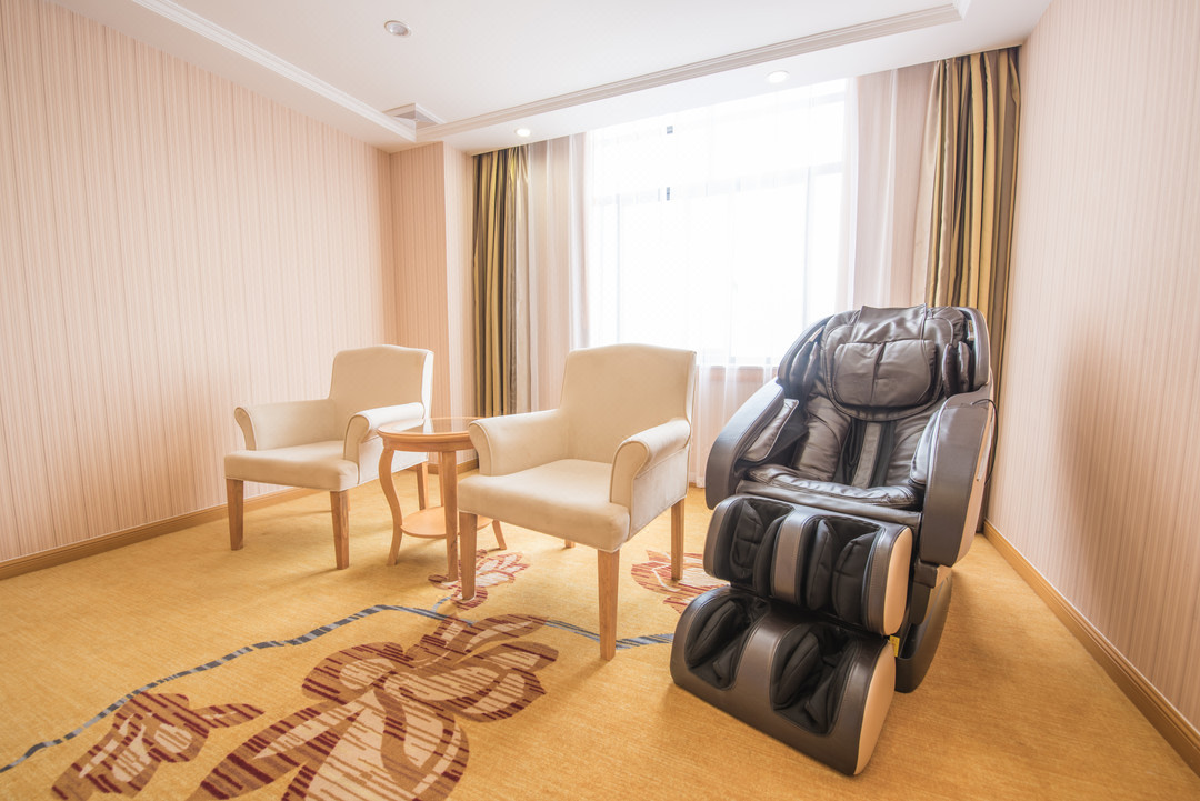 愉梦大床房 | 榆梦床品+舒适按摩椅