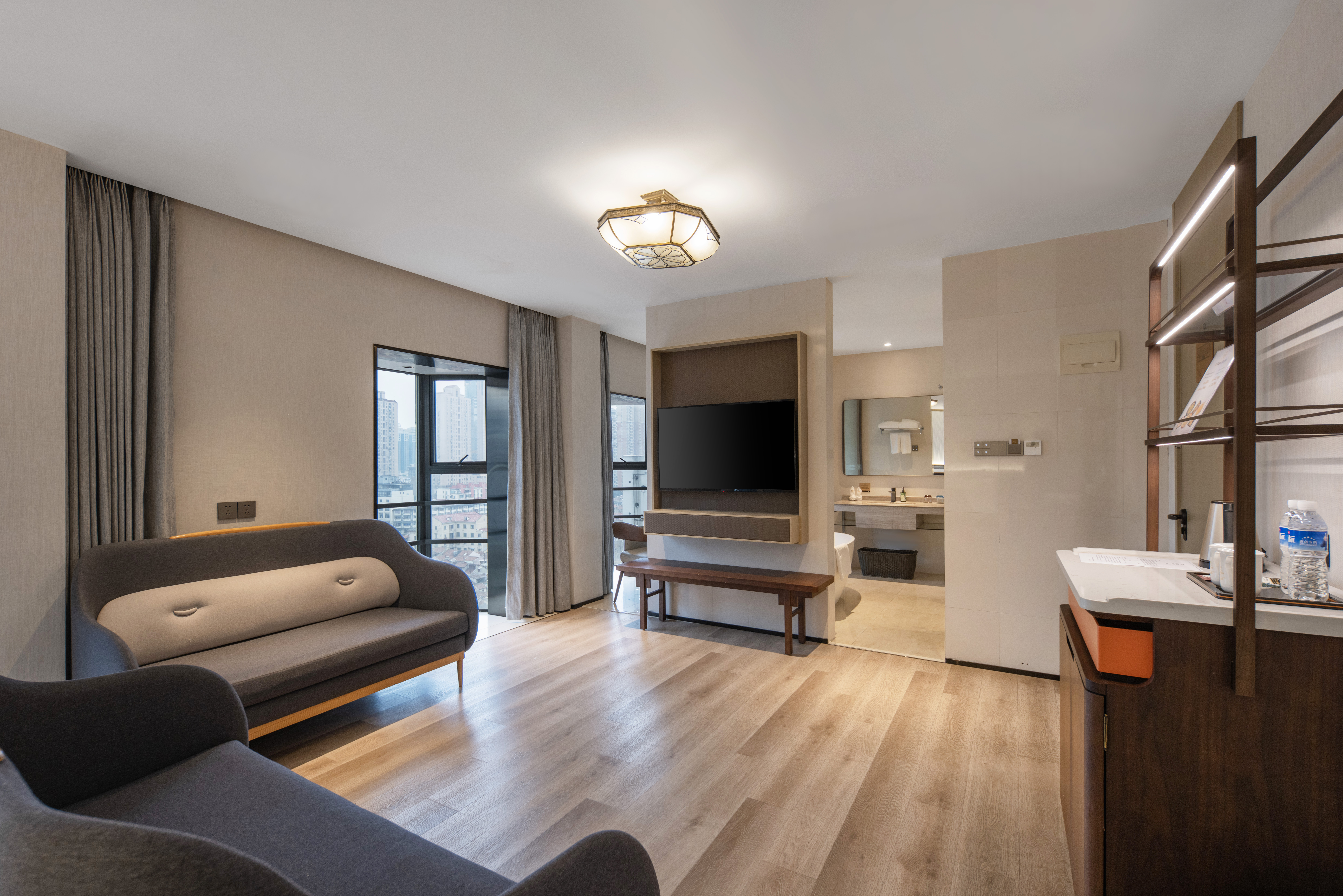 嘉廷特色套房（斯林百兰床垫）