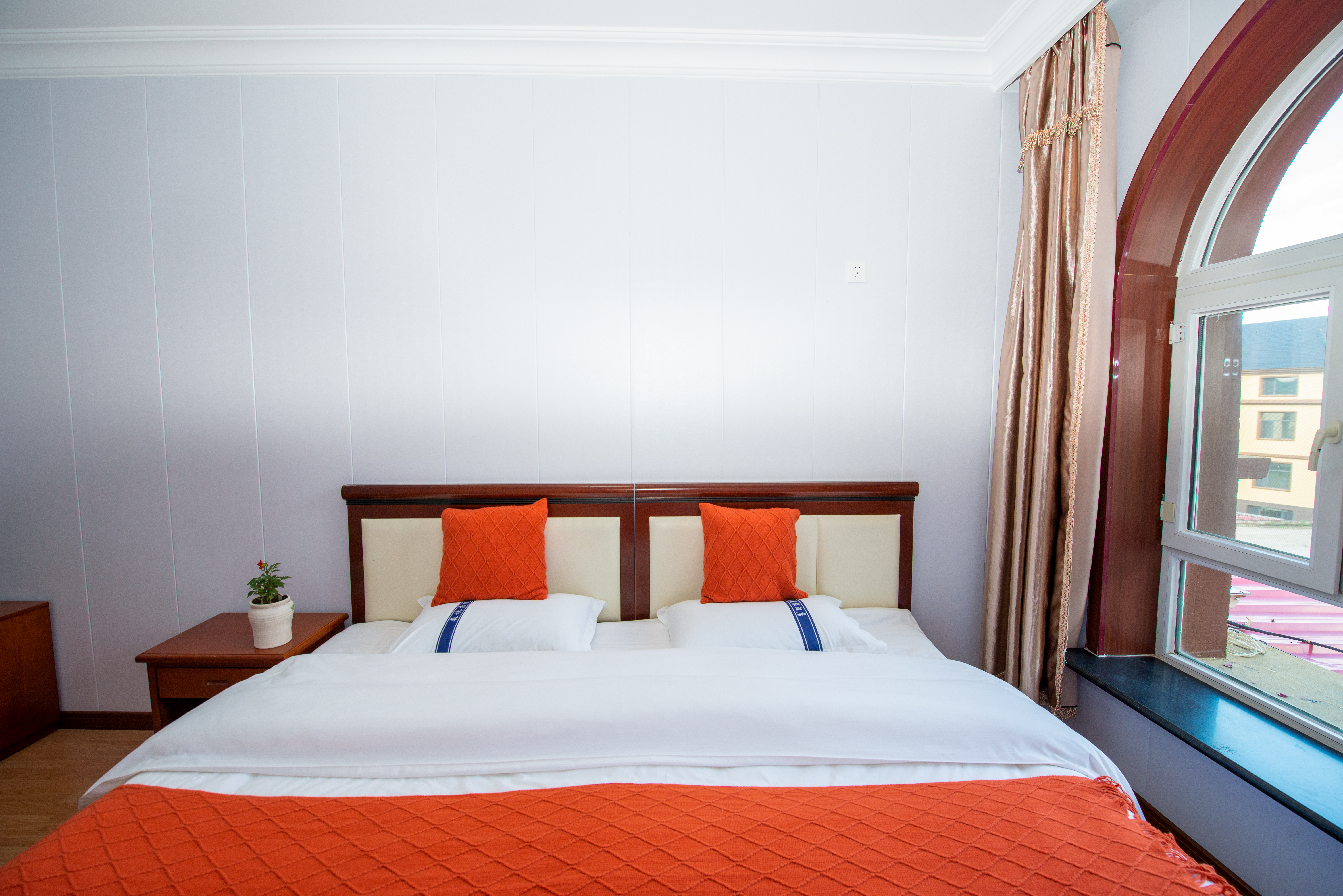 Forest Room (Double Bed)