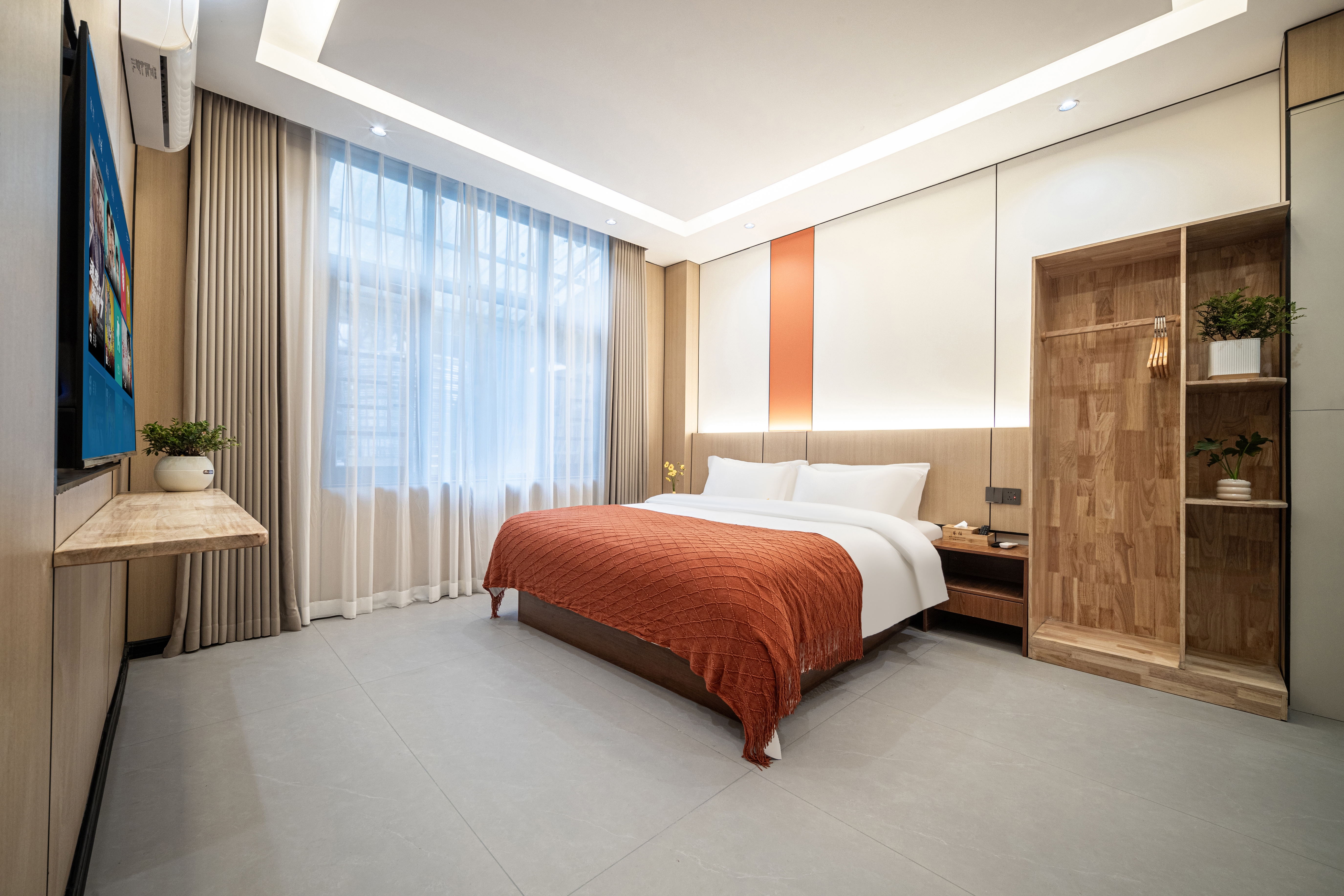 Zhi Le Double Bed Room With High-End Latex Mattress + Smart Toilet