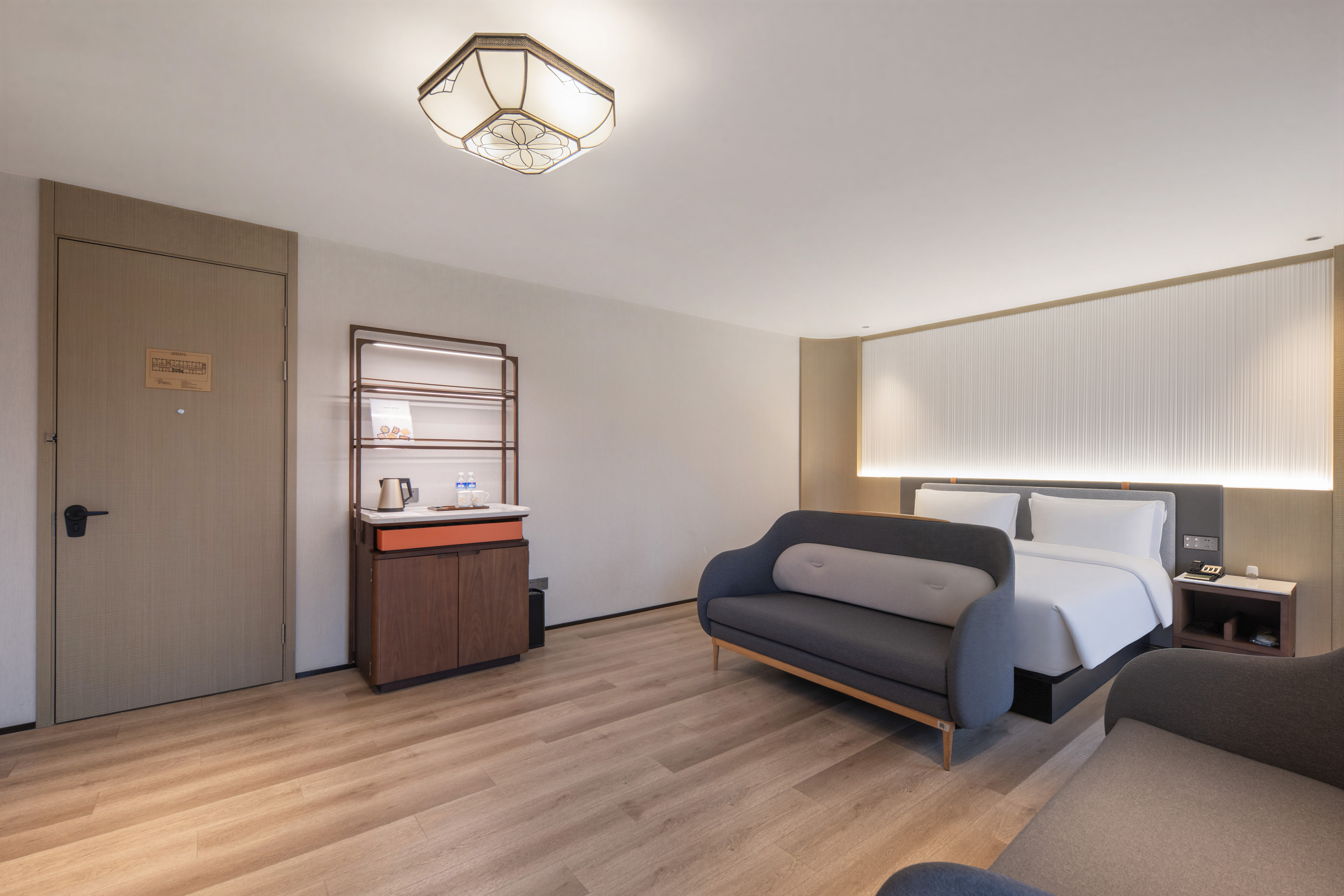 嘉廷特色套房（斯林百兰床垫）