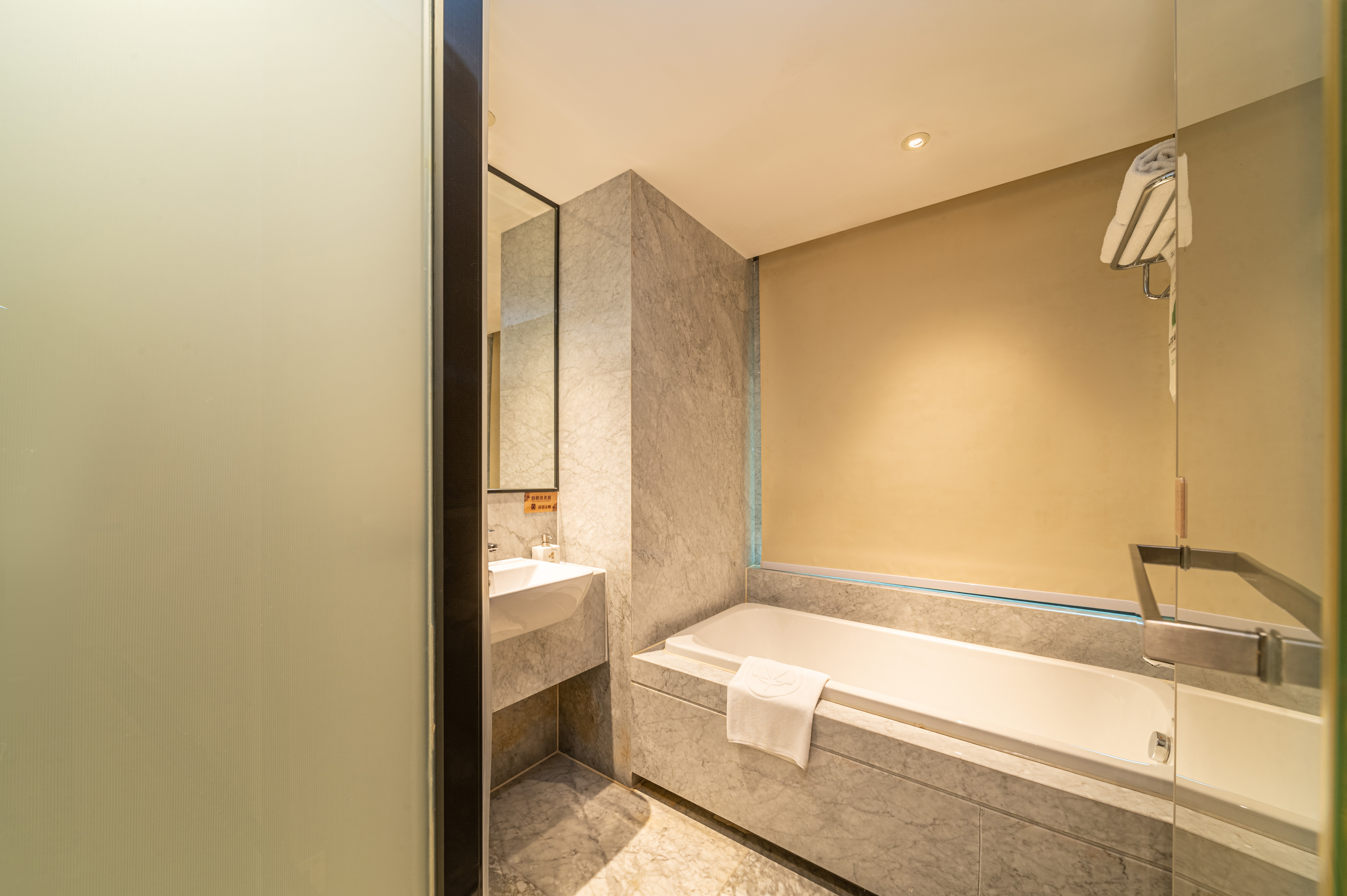 Meiyuan Hotel豪华瑞竹大床房