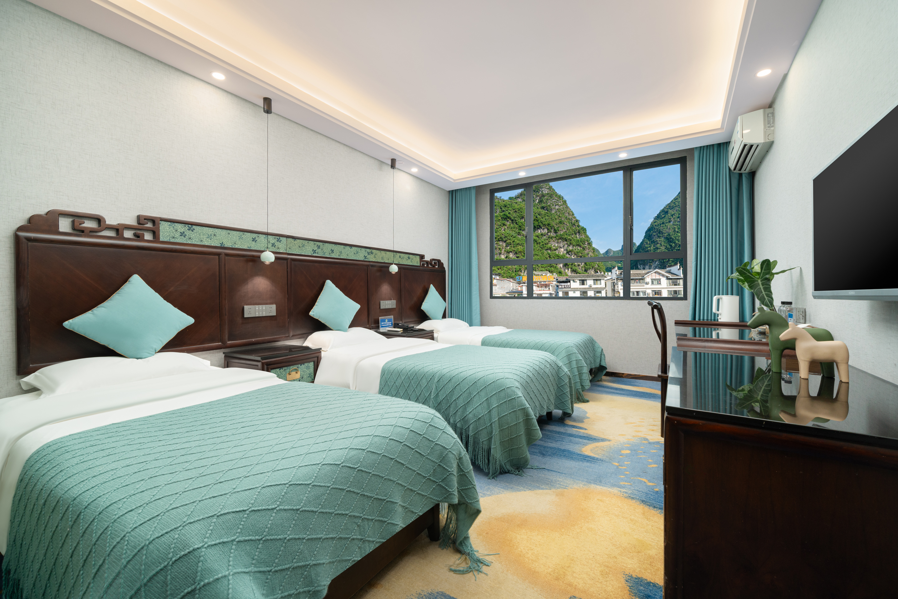 青花·御景三人房