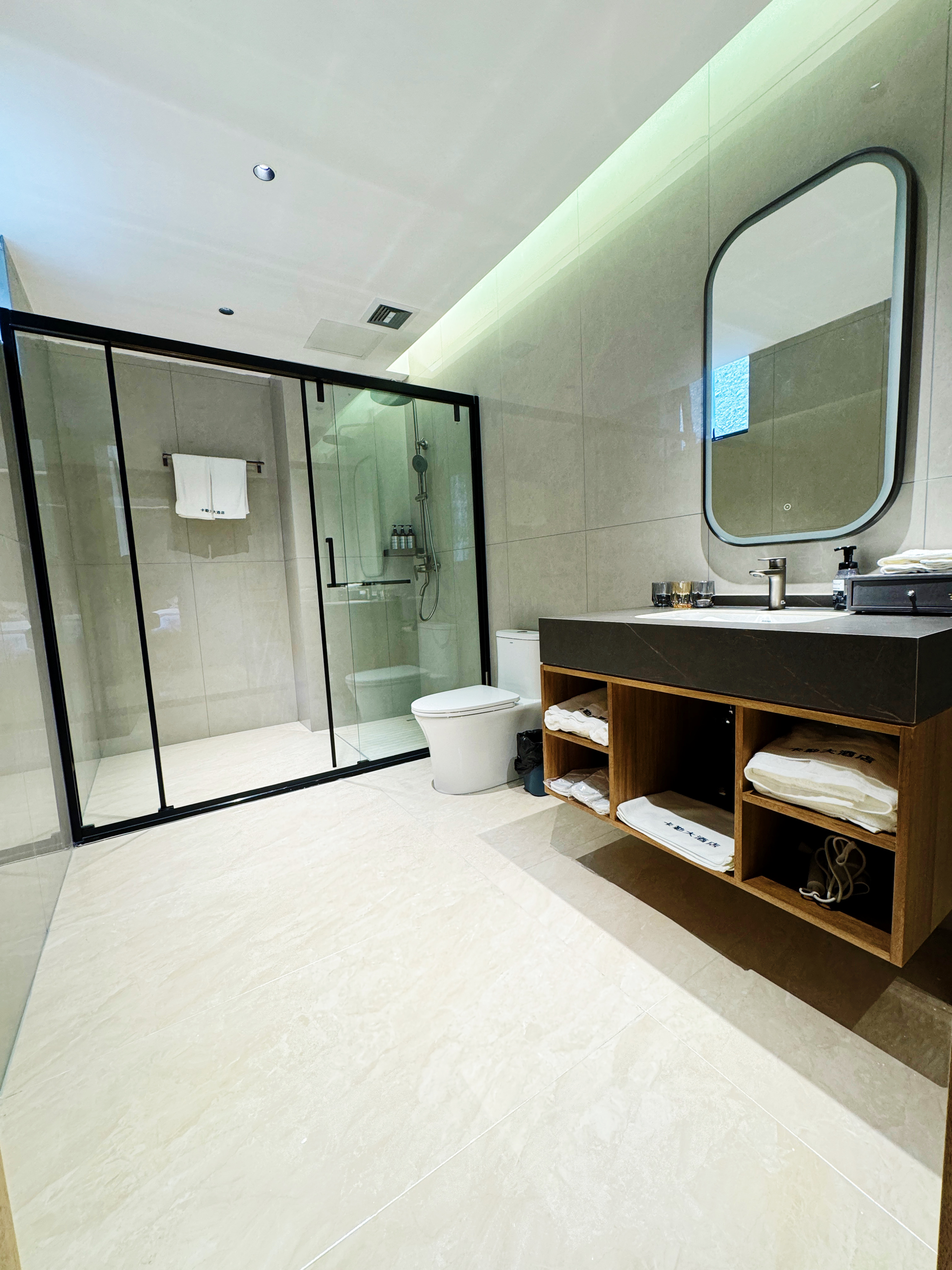 三人间（地暖）