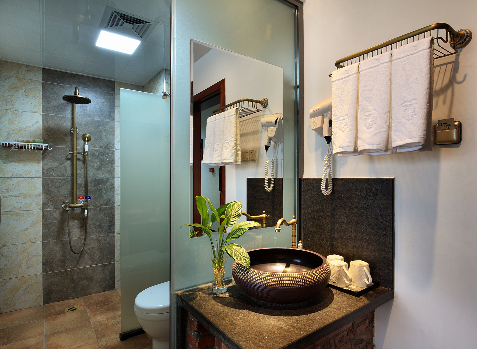 远方之旅||亲子双床房+大飘窗迷你茶台