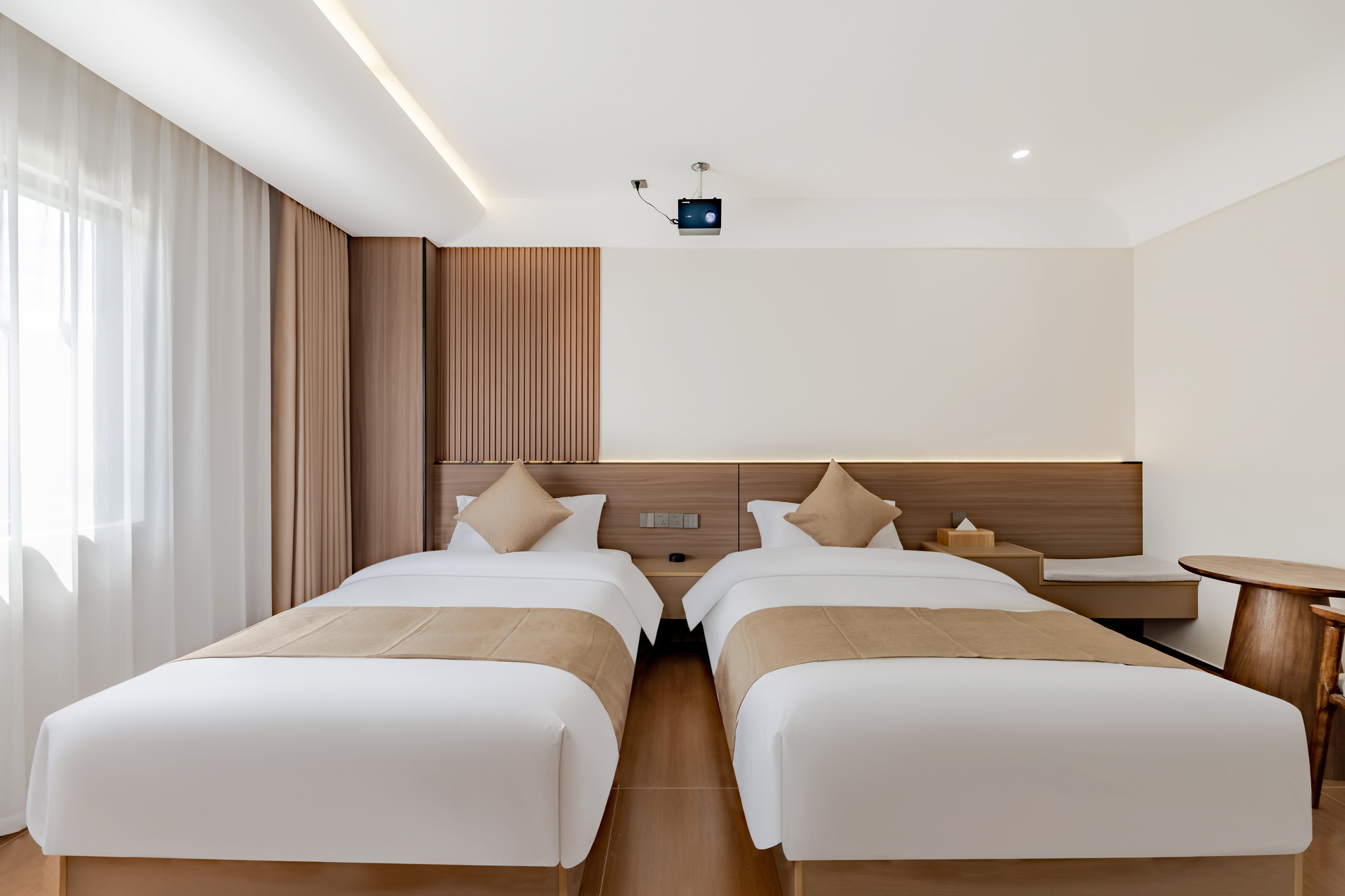 Elegant Residence Exquisite Twin Room (Spacious, Hd Audio-Visual Projection, Smart Bathroom)