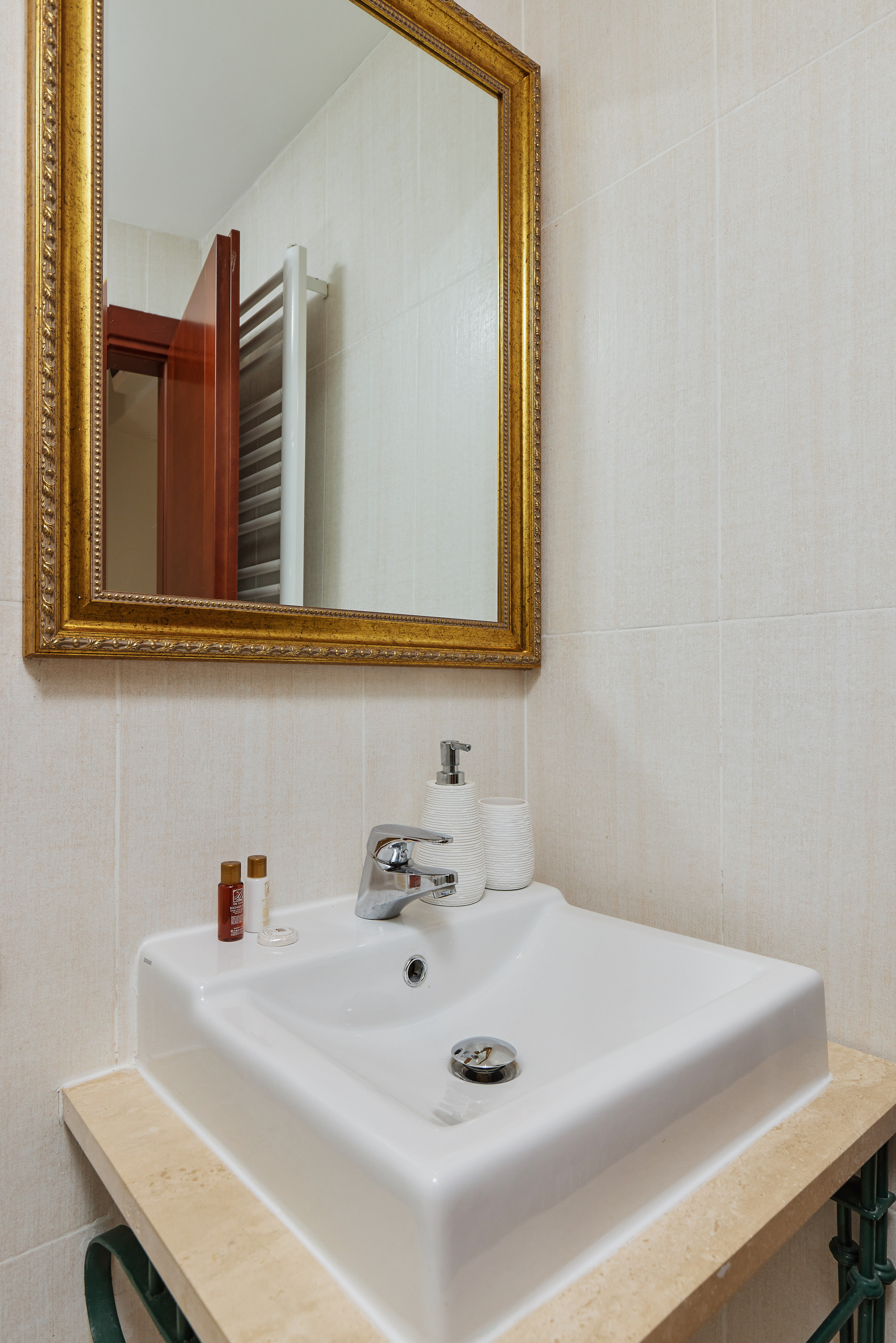 海景标准双人床房