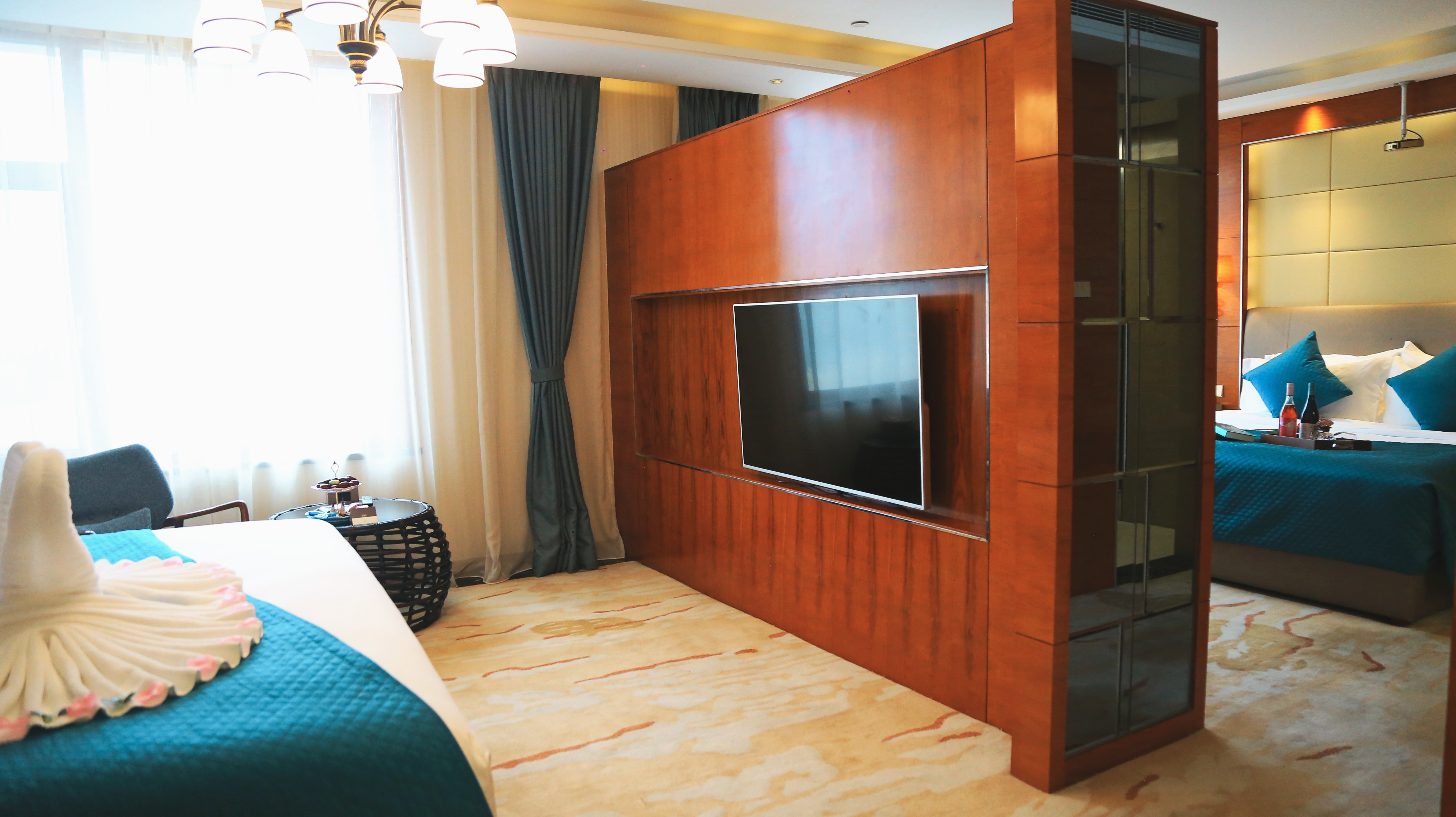 Li Hao Cinema Family Suite